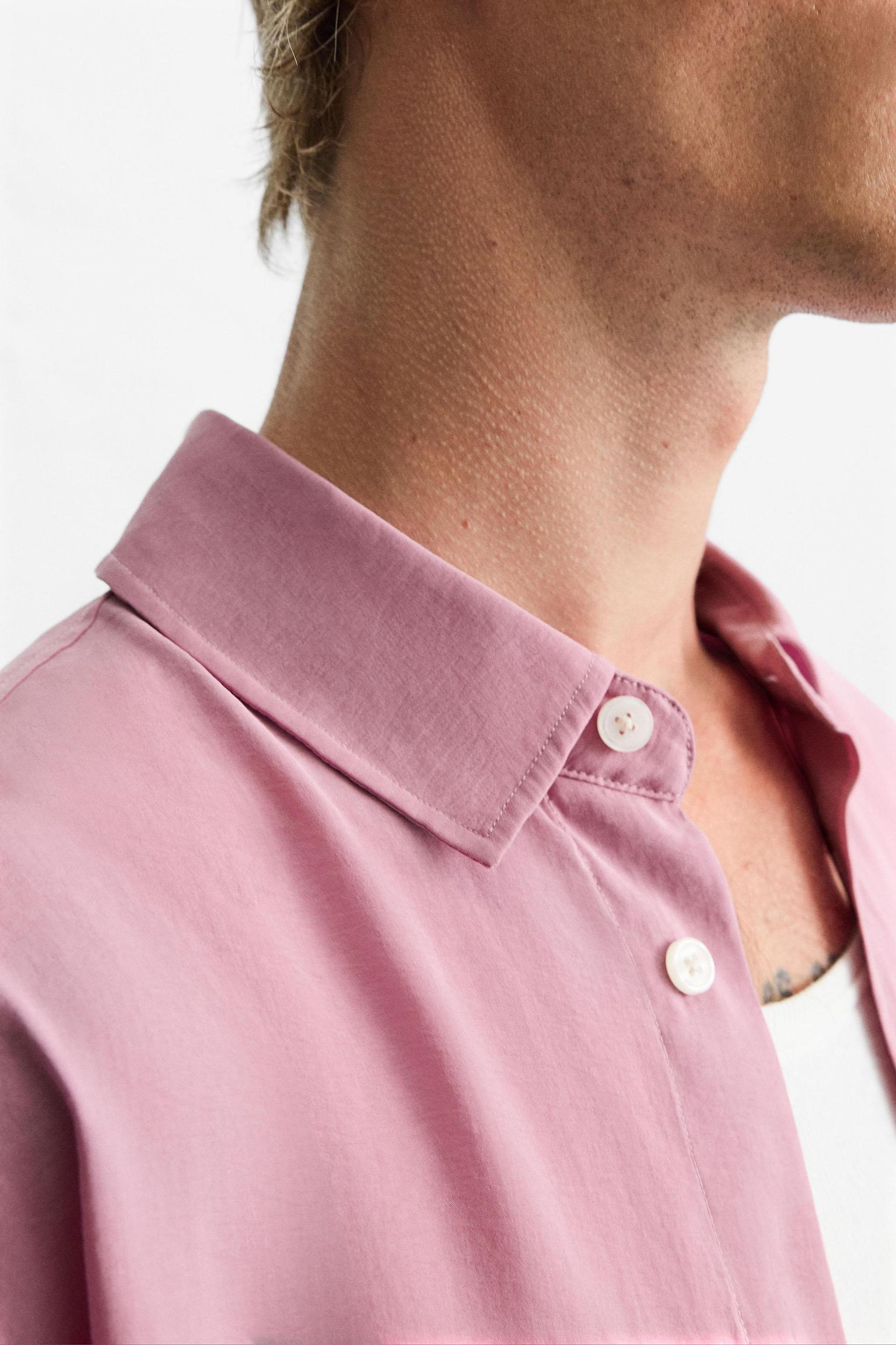 RELAXED FIT FLOWY SHIRT Product Image