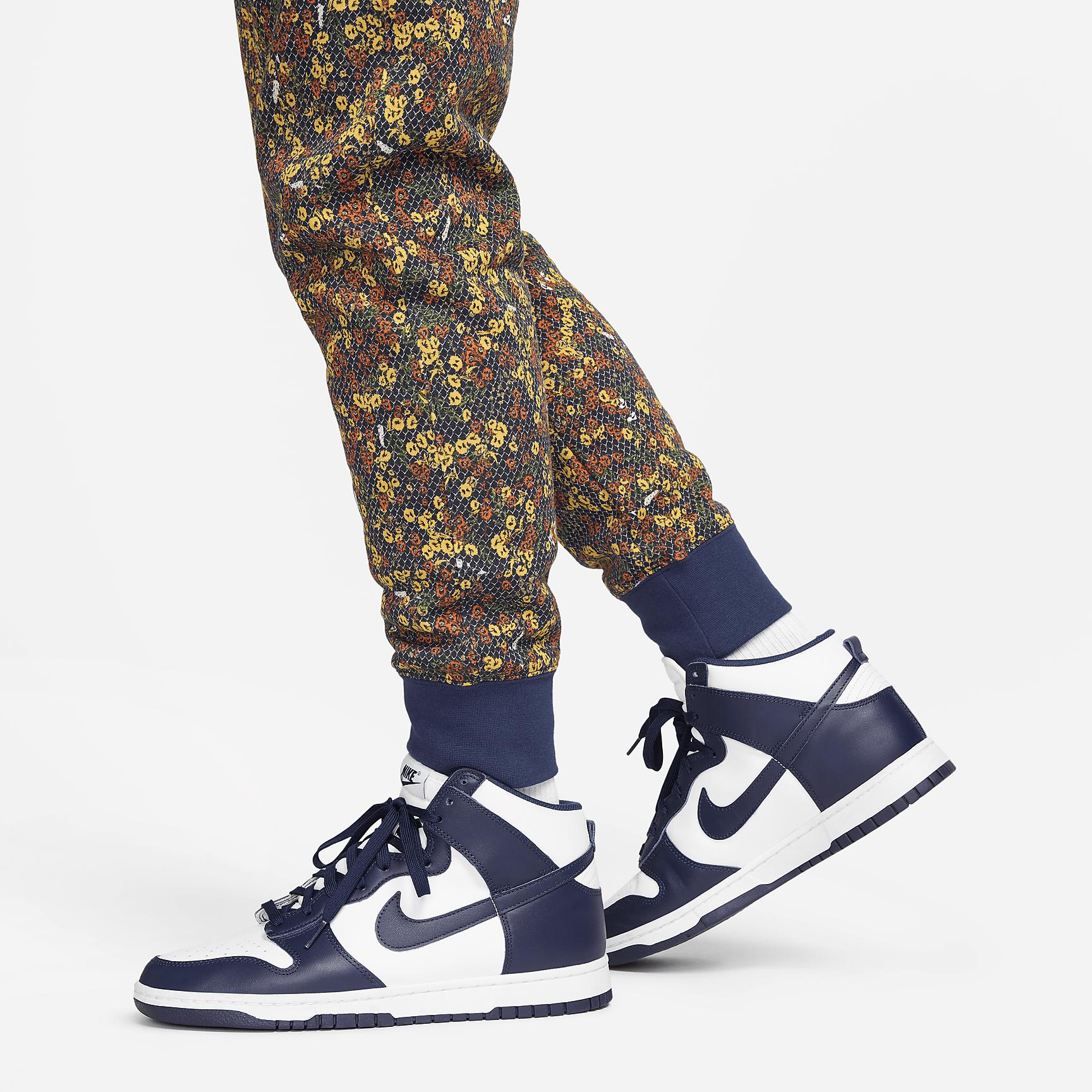 Men's Nike Sportswear Club Fleece Jogger Pants Product Image