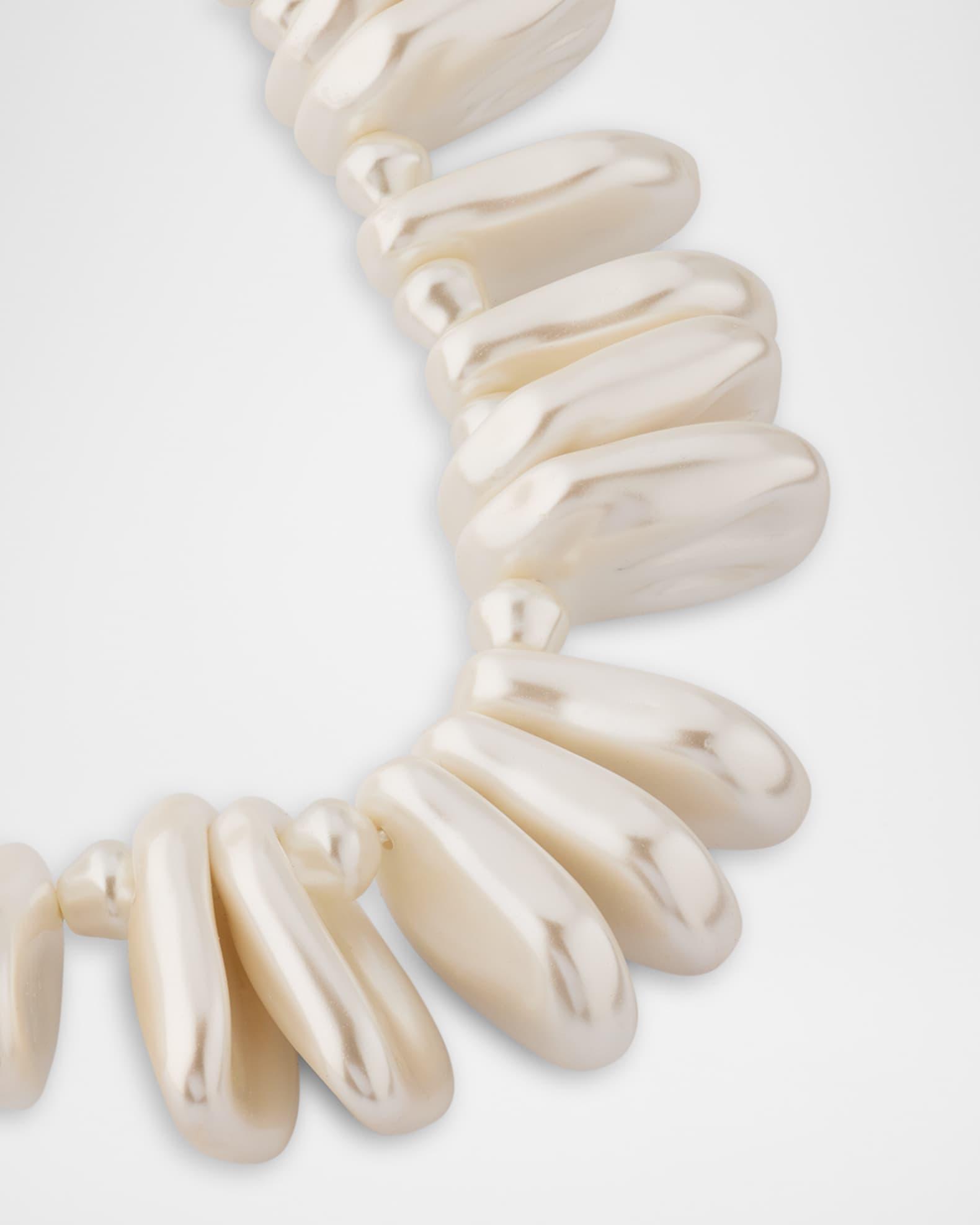 The Corfu Pearlescent Necklace Product Image