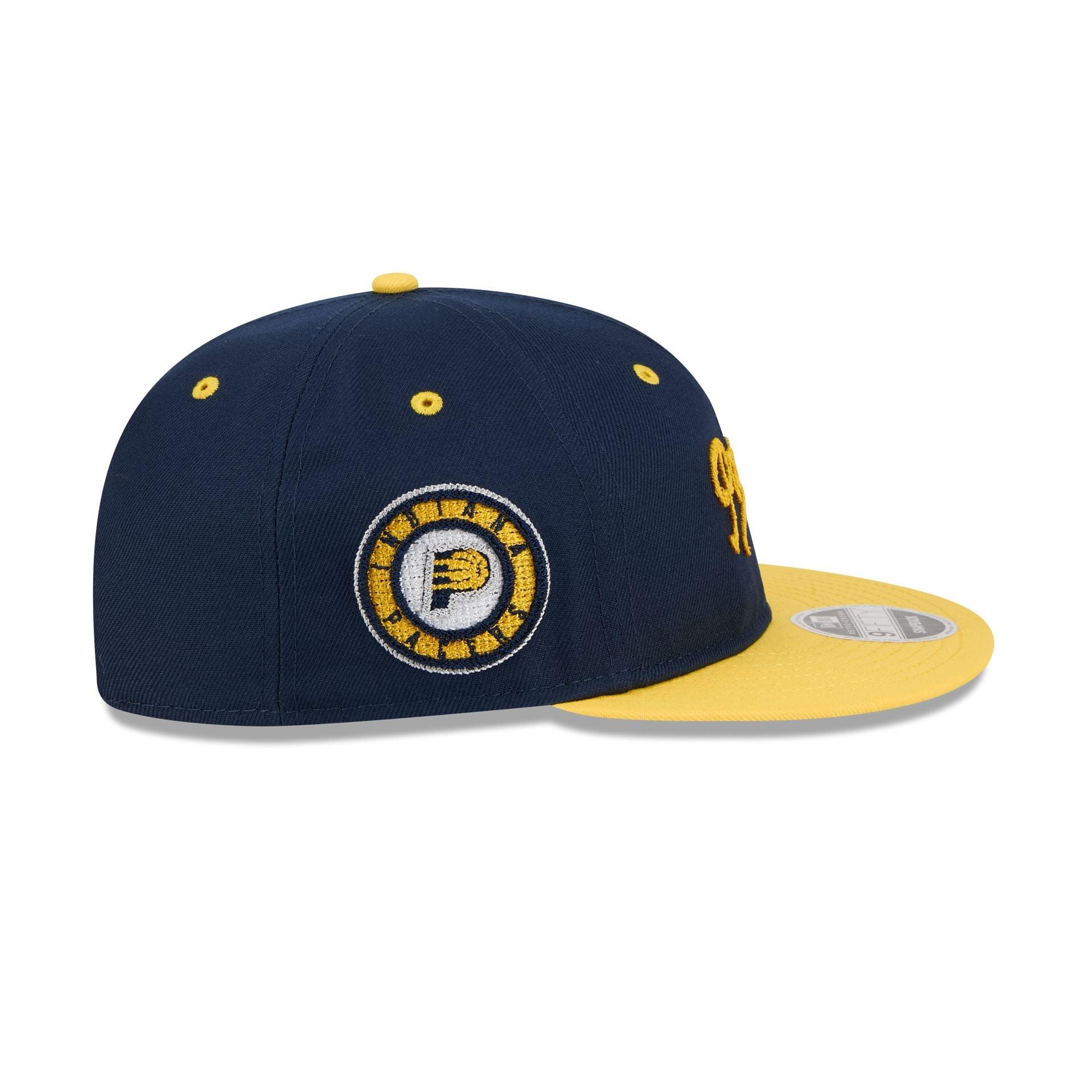 Los Angeles Lakers Metallic Gold Logo 59FIFTY Fitted Hat Male Product Image