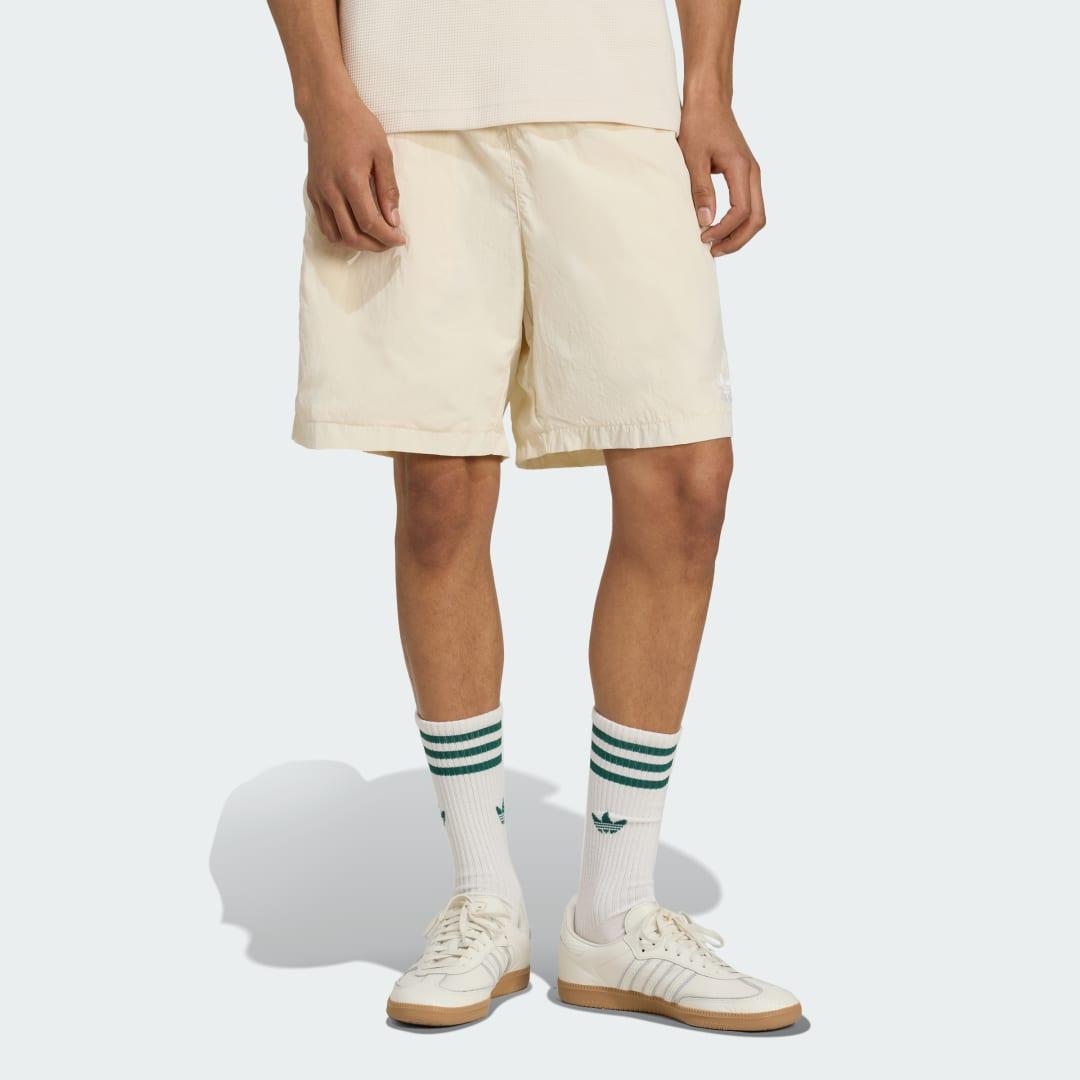 Trefoil Essentials Woven Shorts Product Image