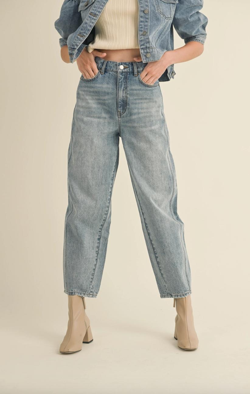 Muse Barrel Denim Pants Product Image