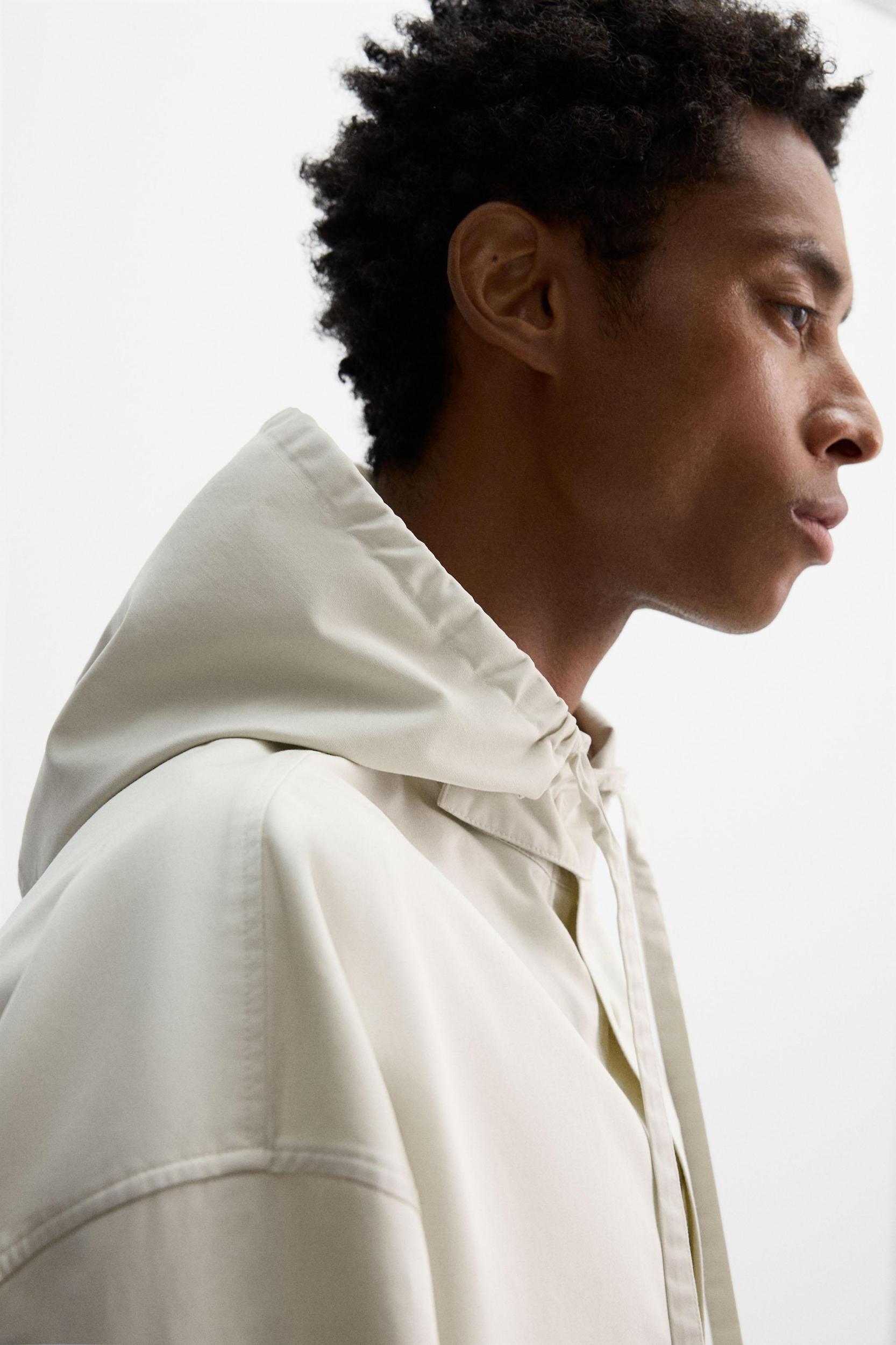 OVERSIZED FIT HOODED OVERSHIRT Product Image