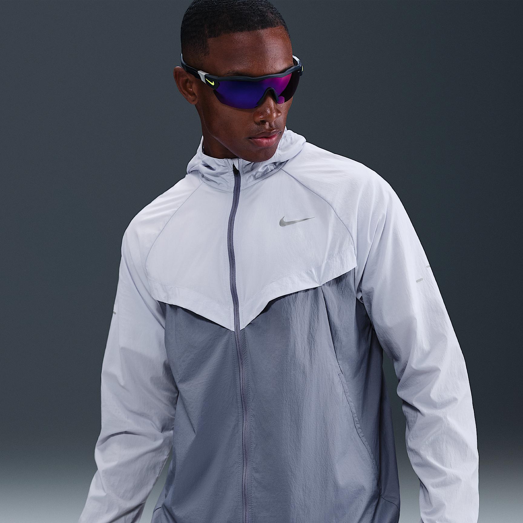 Nike Mens Stride Repel UV Running Jacket | HV4548-057 Product Image