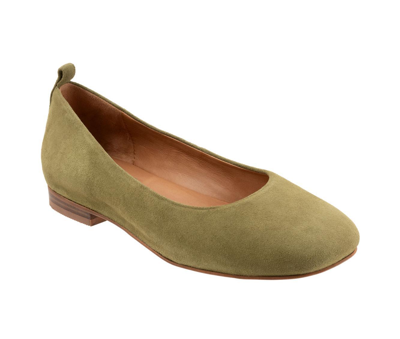 Women's Softwalk Kiris Flats Product Image