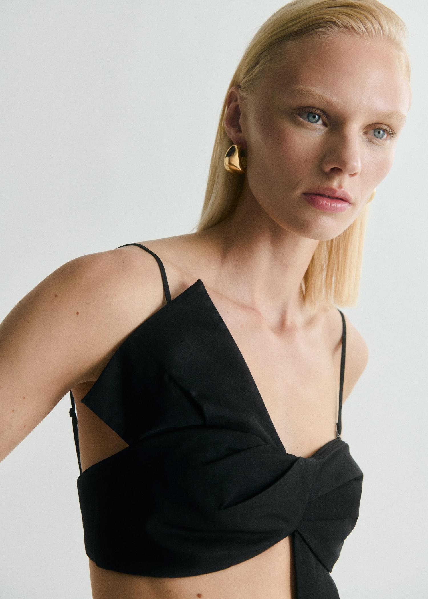 Bow-design crop top - Women | MANGO USA Product Image