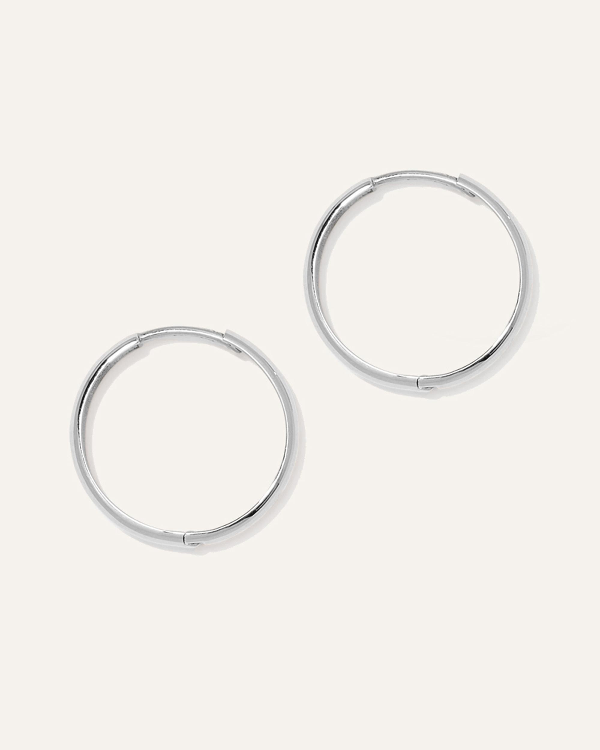 Quince | Women's 14K Gold Bold Hoop Earrings Product Image