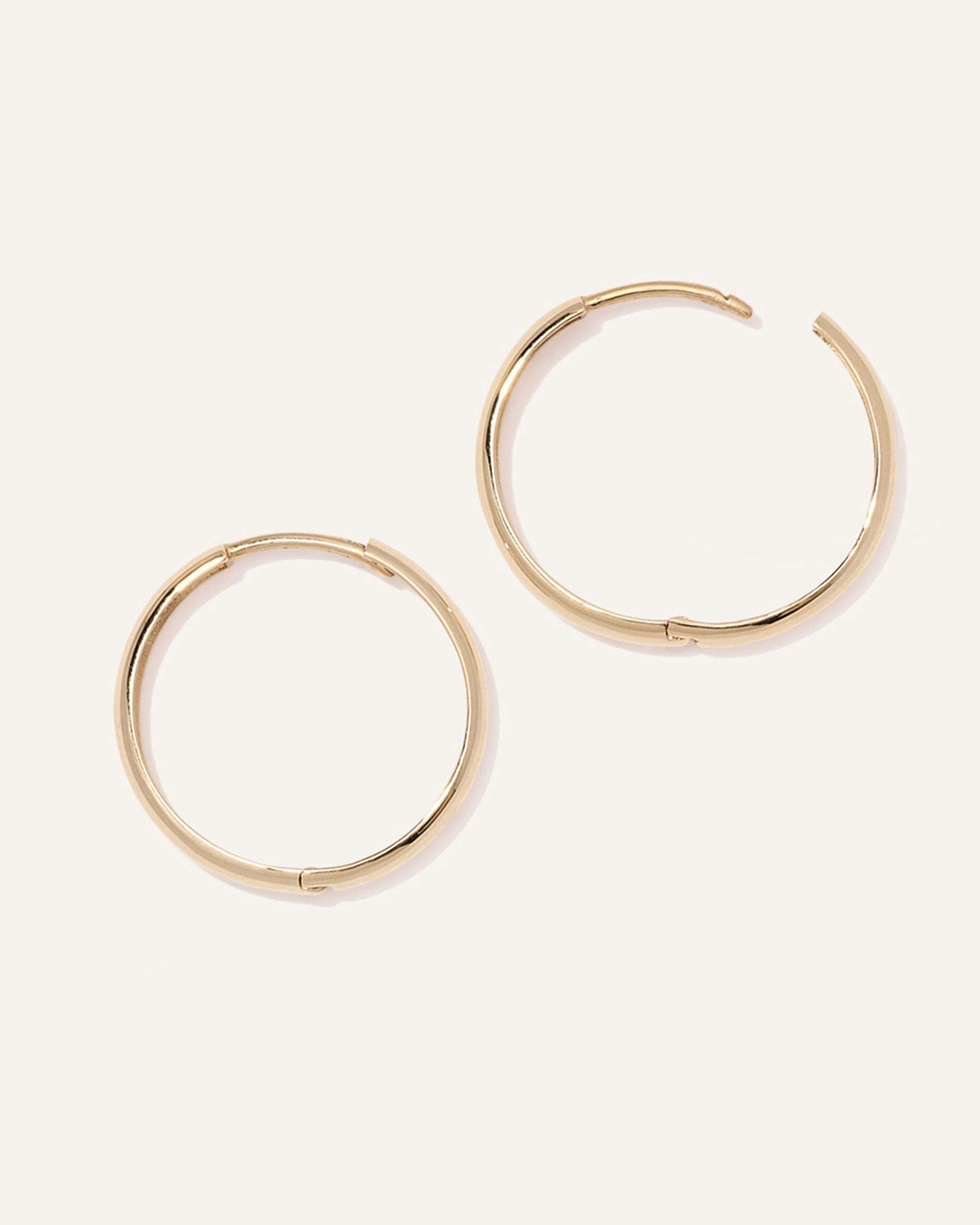 Quince | Women's 14K Gold Bold Hoop Earrings Product Image