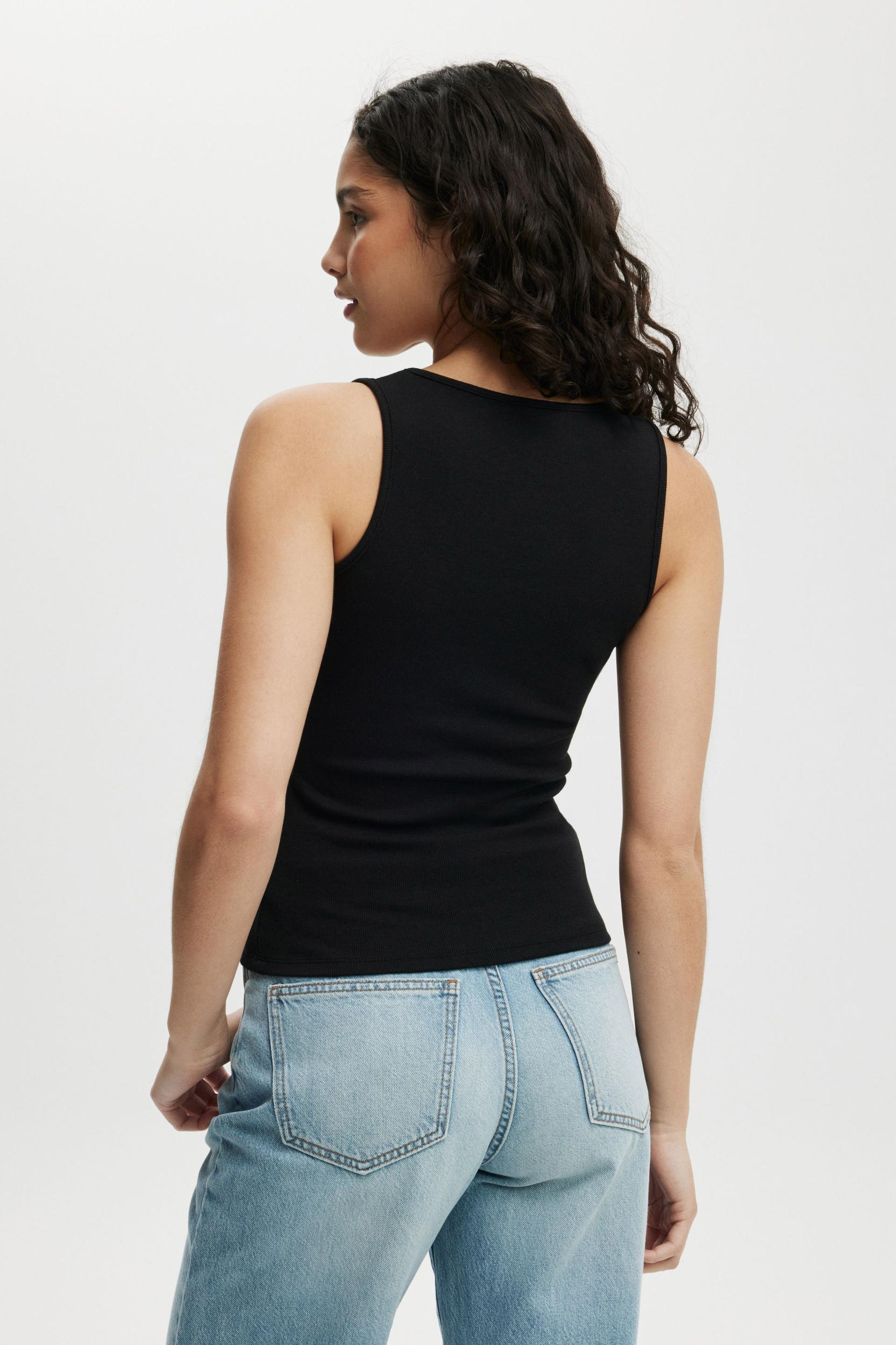 Byron Scoop Tank Product Image