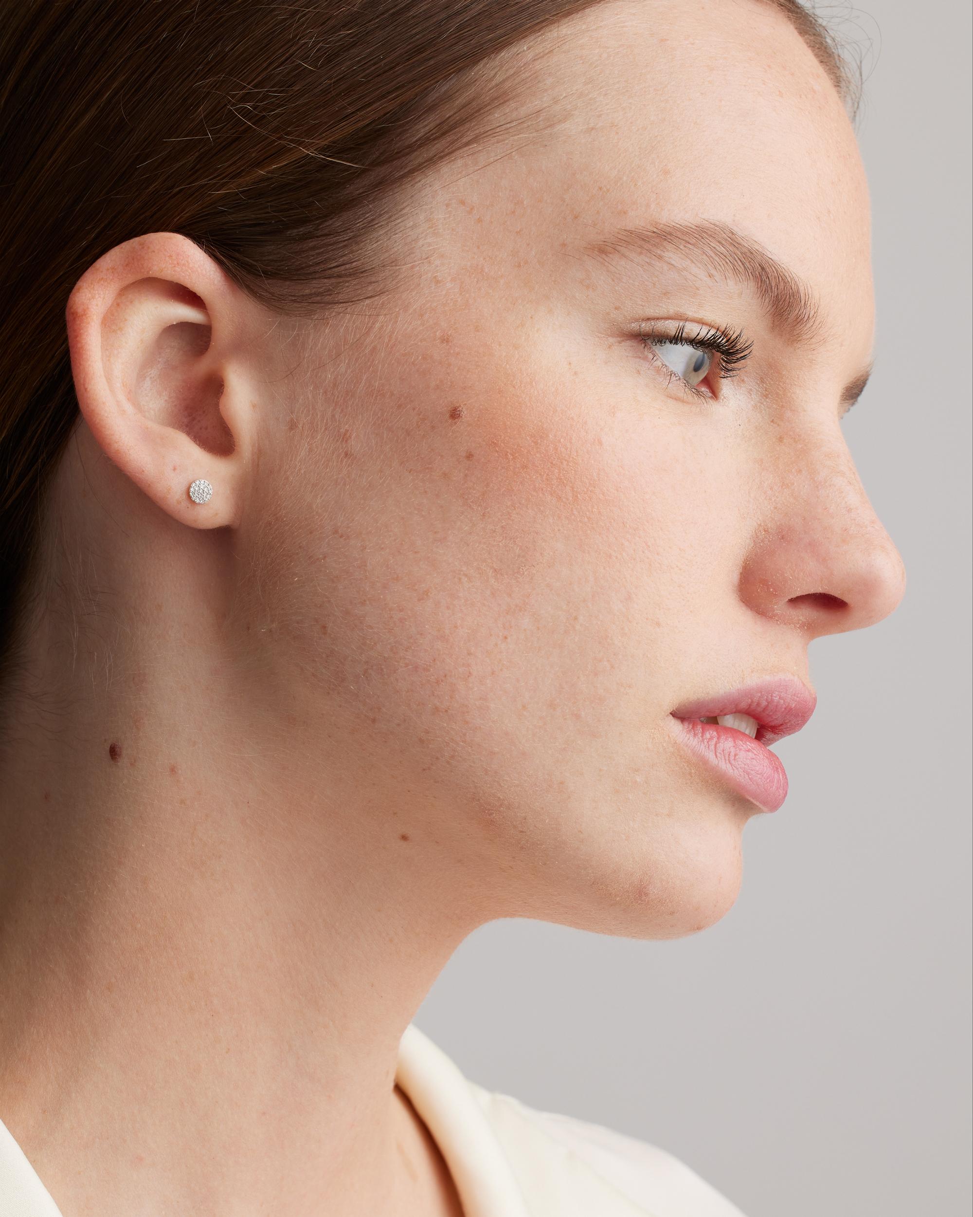 Quince | Women's 14K Gold Pave Diamond Round Studs Product Image