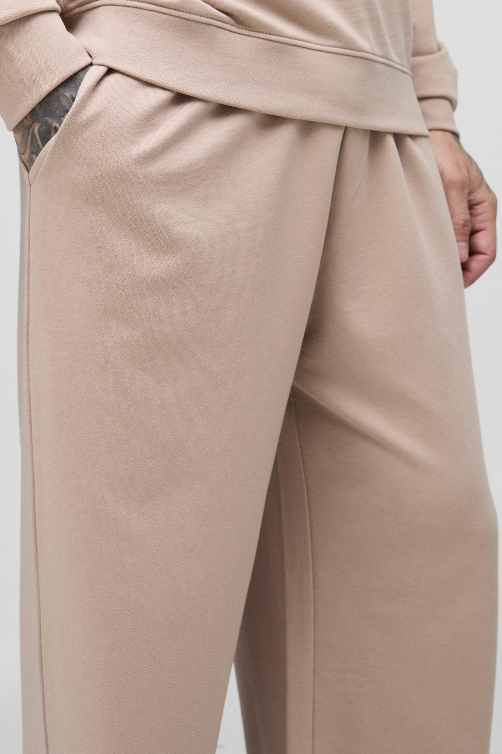 Tall Lightweight Wide Fit Basic Sweatpants | boohooMAN USA Product Image