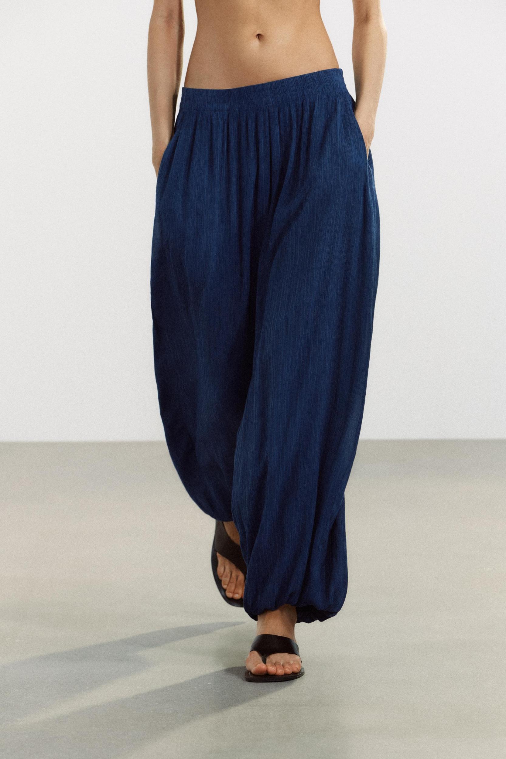 TEXTURED BALLOON PANTS Product Image