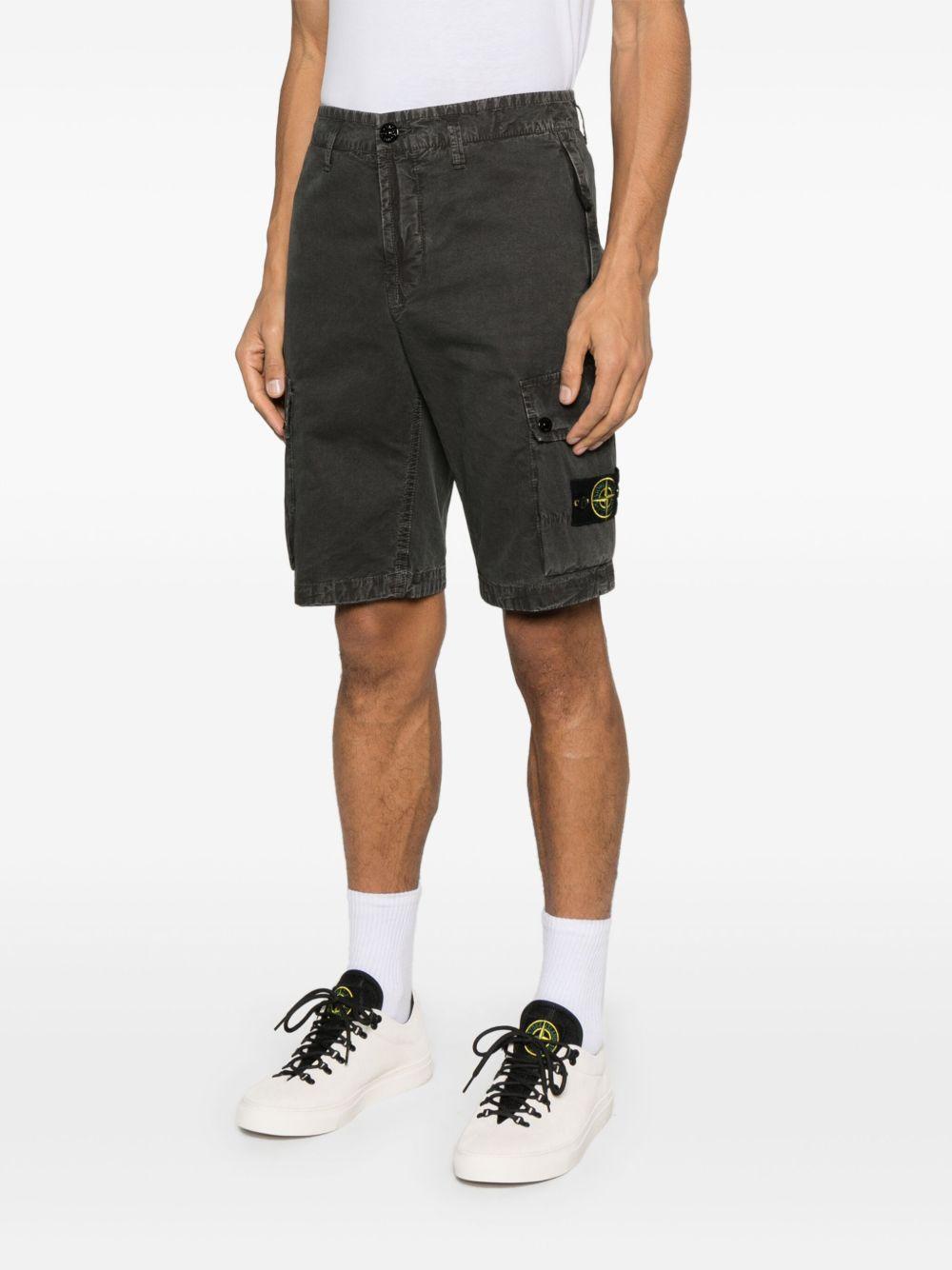 Compass-badge shorts  Product Image