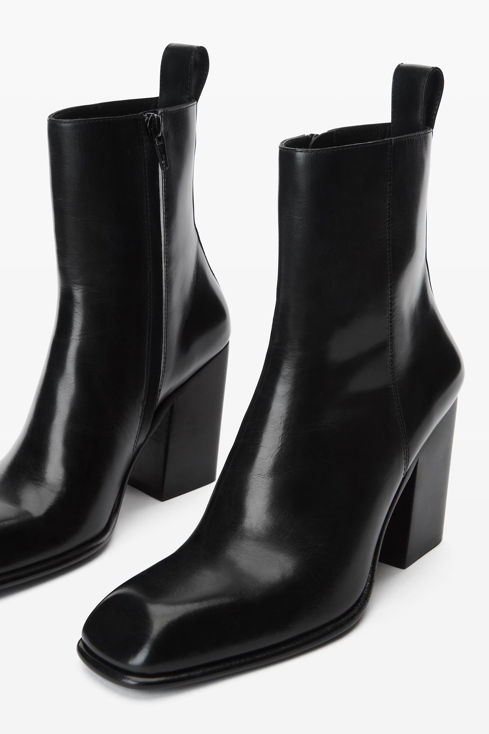 Throttle 95mm Ankle Boot In Leather Product Image
