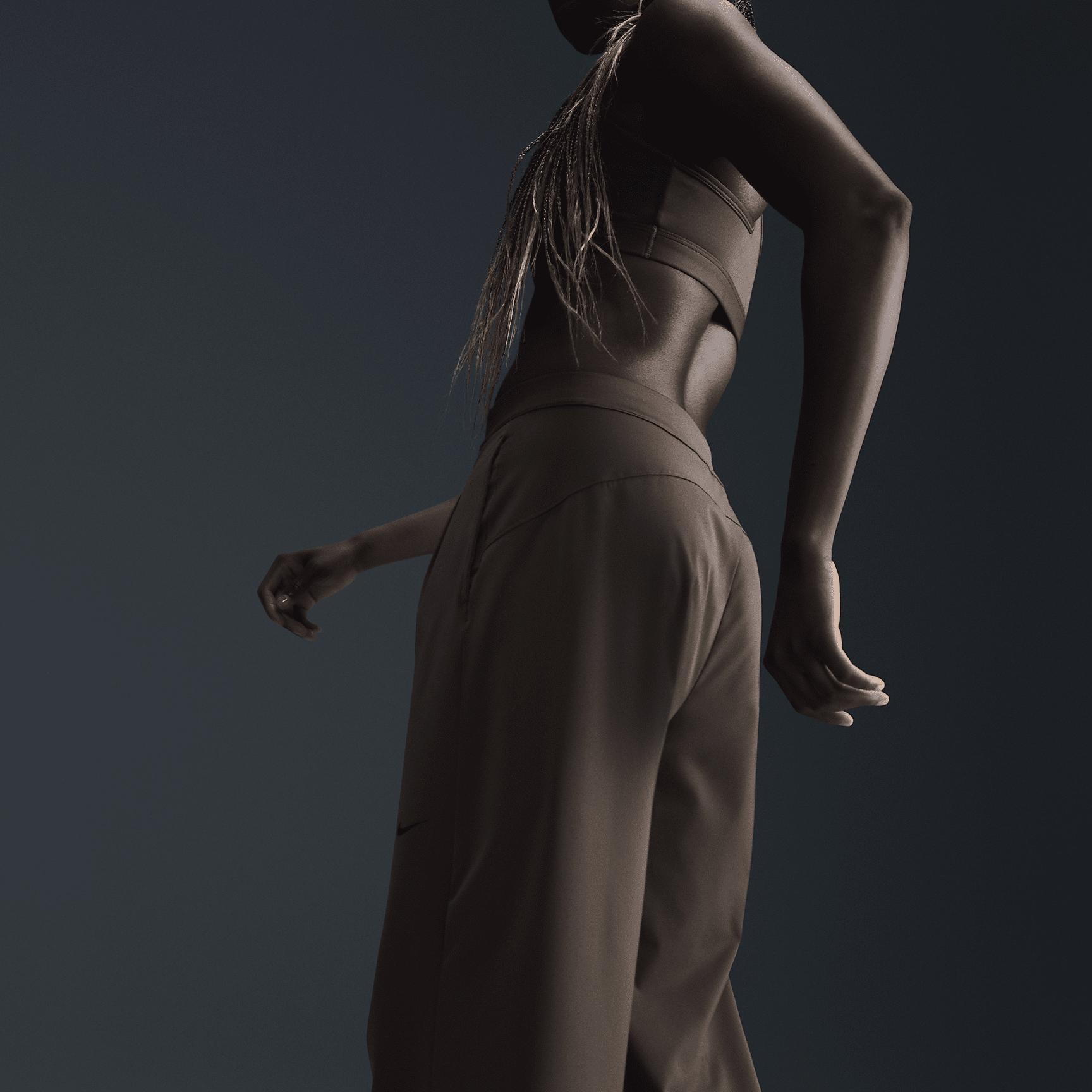 Nike Bliss Women's Dri-FIT Trousers Product Image