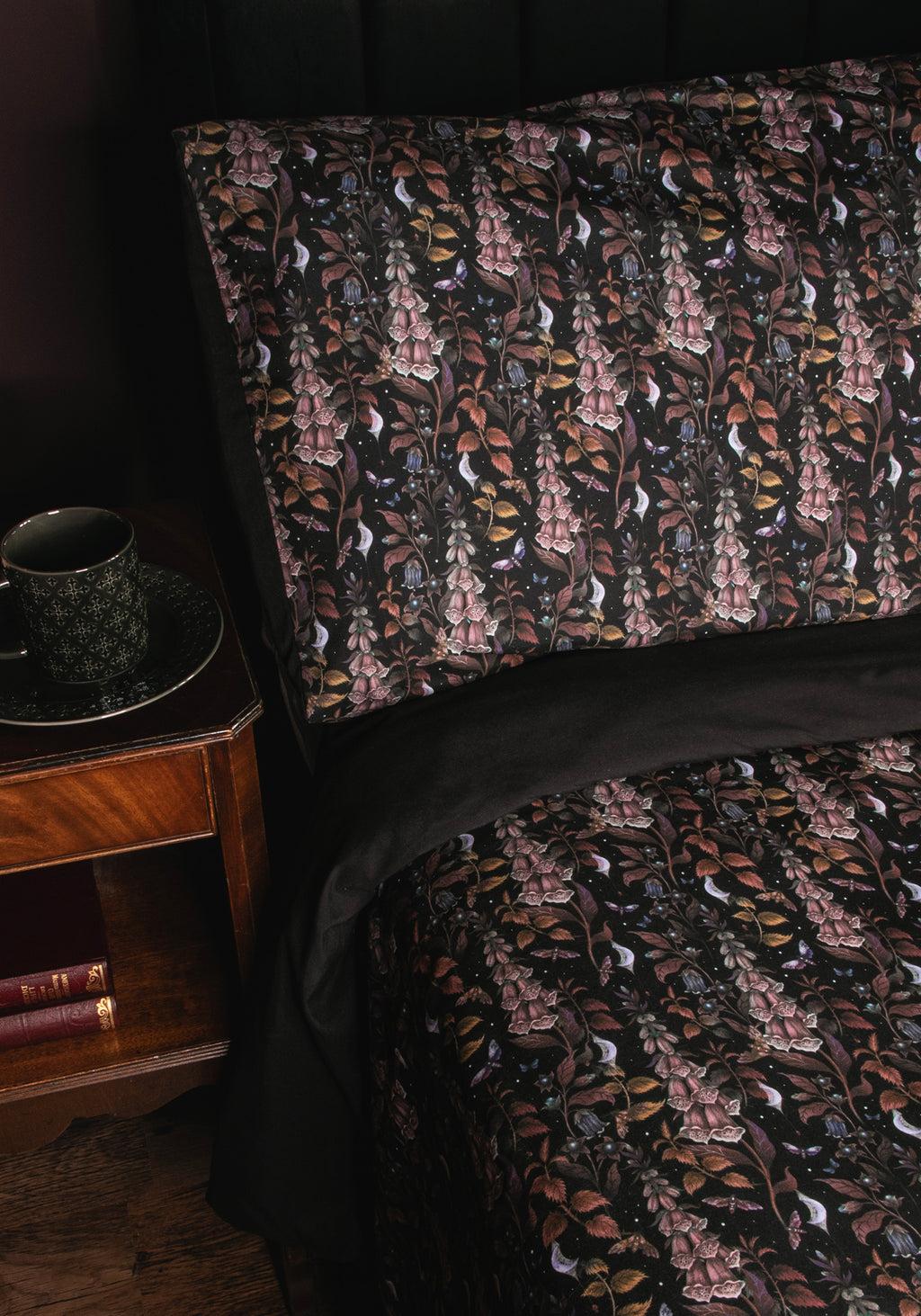 Foxglove Bedding Set - US King Product Image