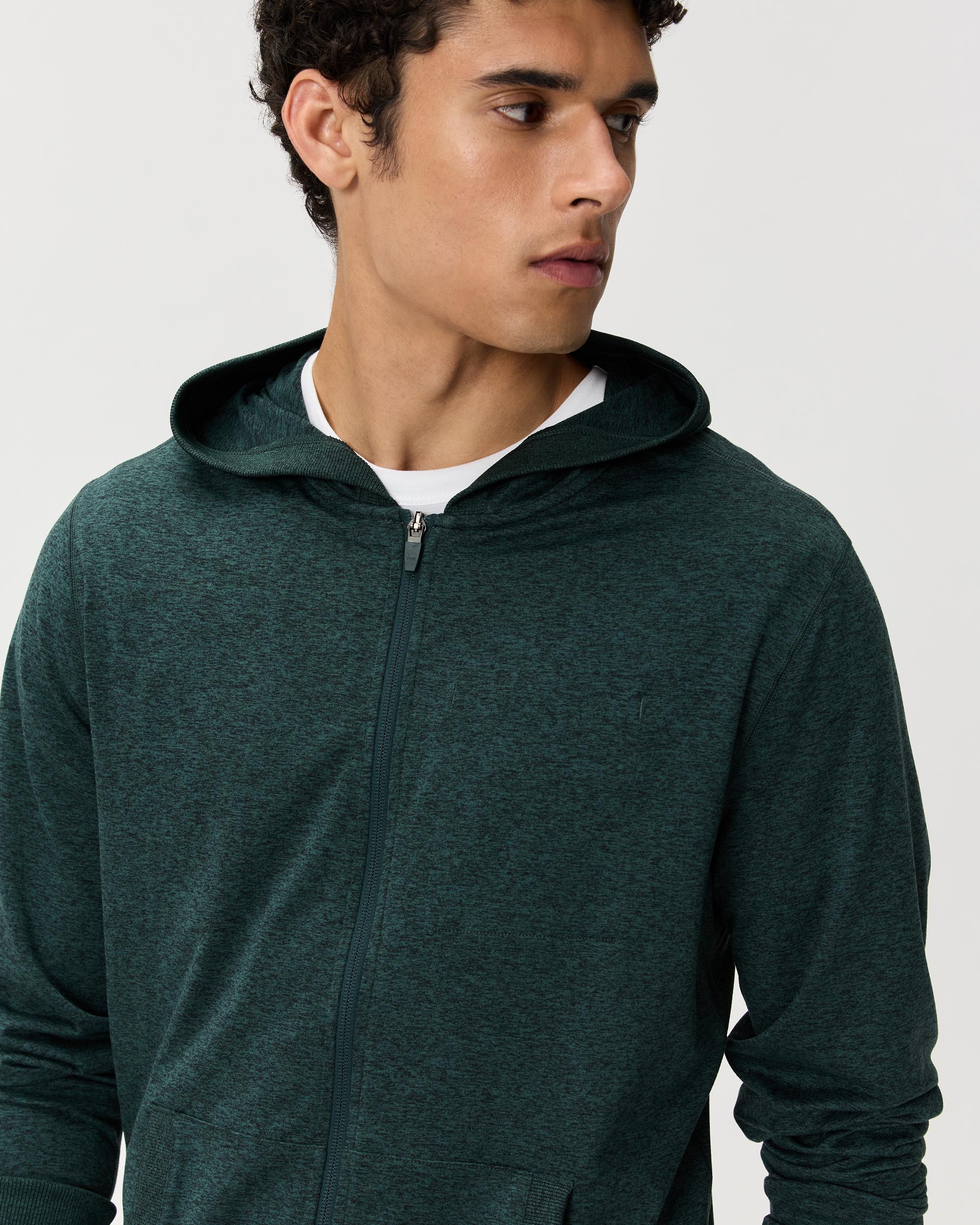 Quince | Men's Flowknit Performance Full-Zip Chest Pocket Hoodie Recycled Polyester Product Image