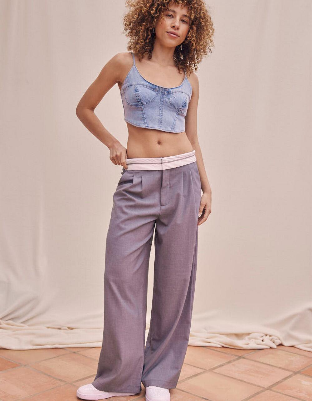 WEST OF MELROSE Pleated Baggy Womens Trousers - GRAY Product Image