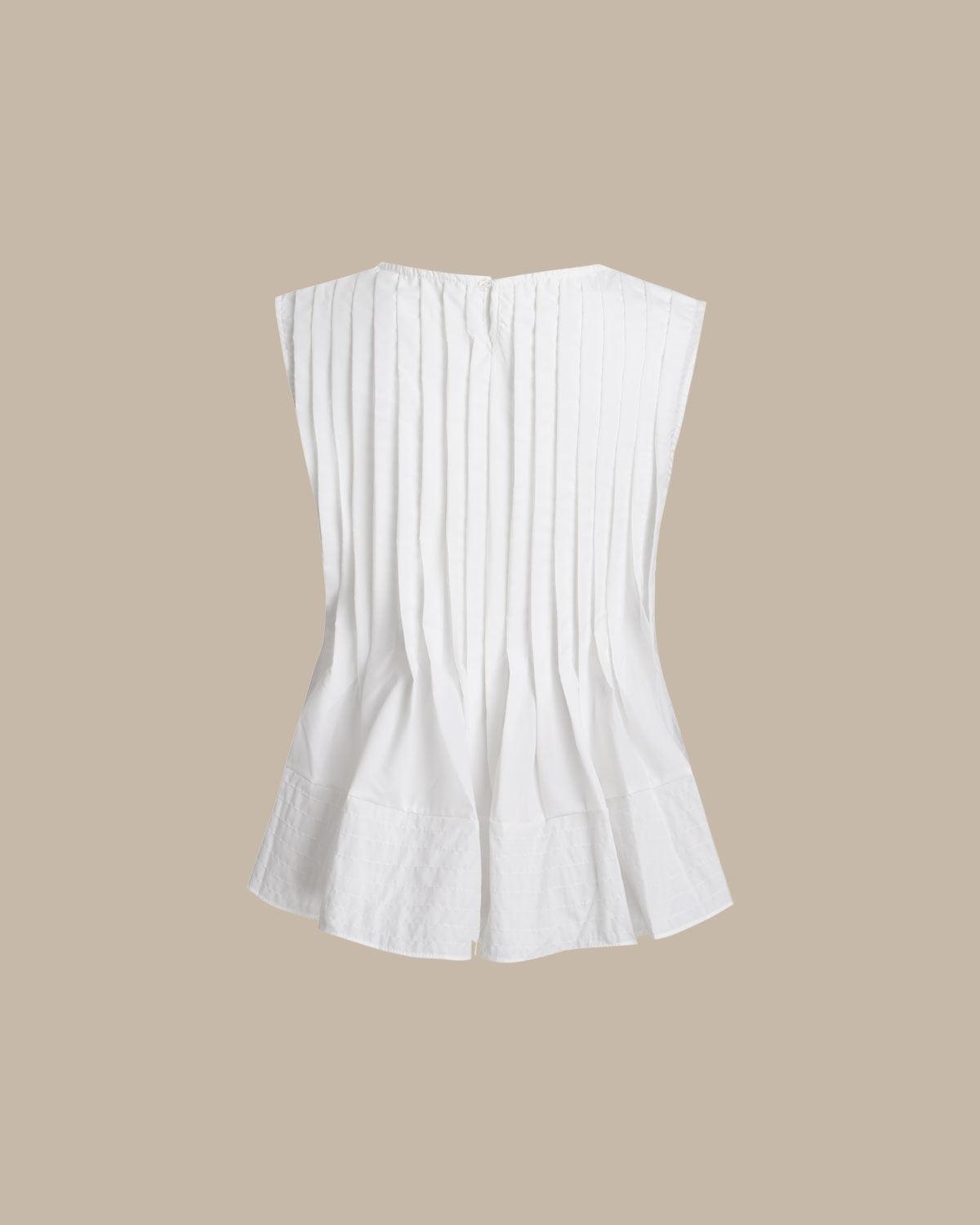 White Round Neck Pleated Tank Top Product Image
