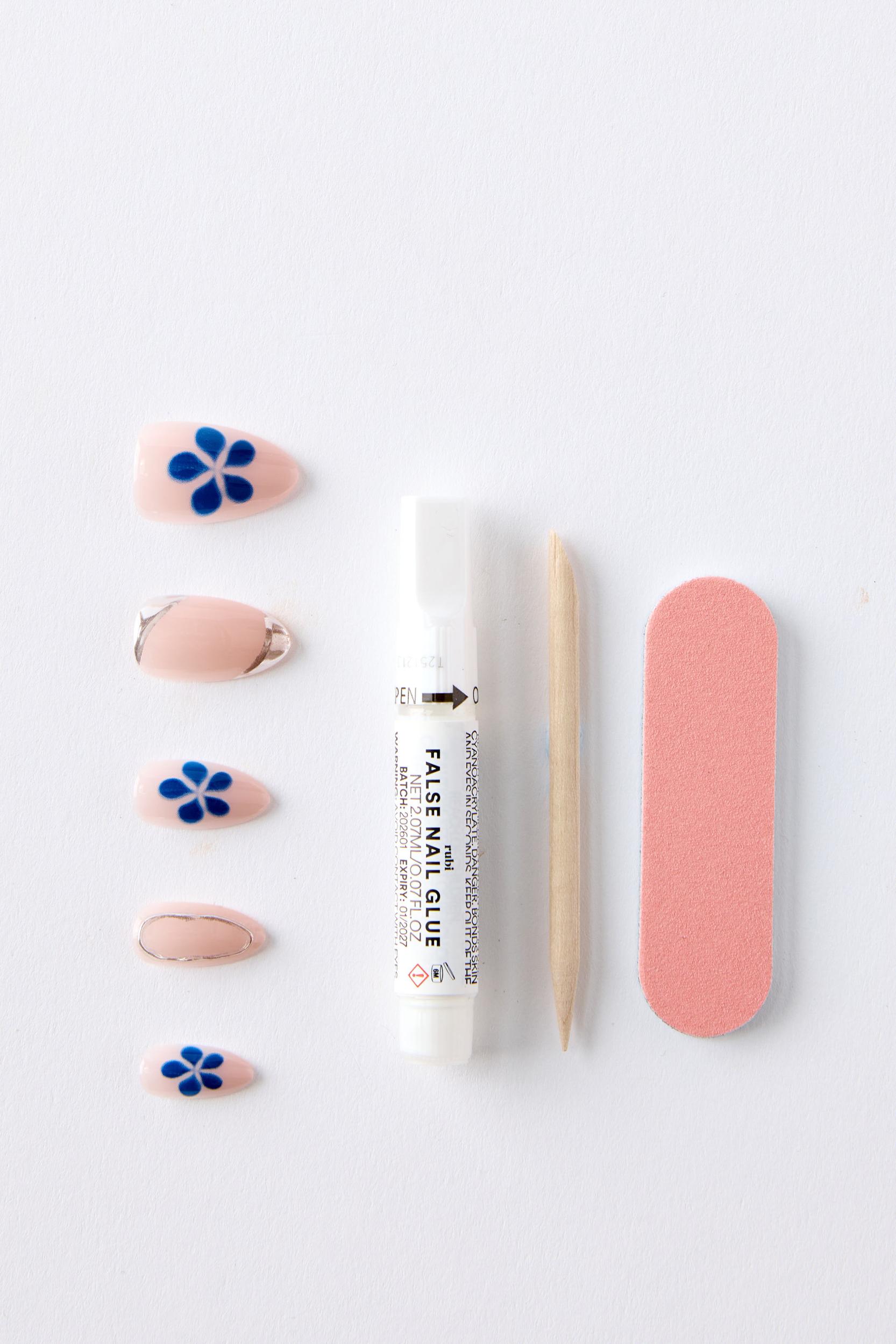 Press On Nails Product Image