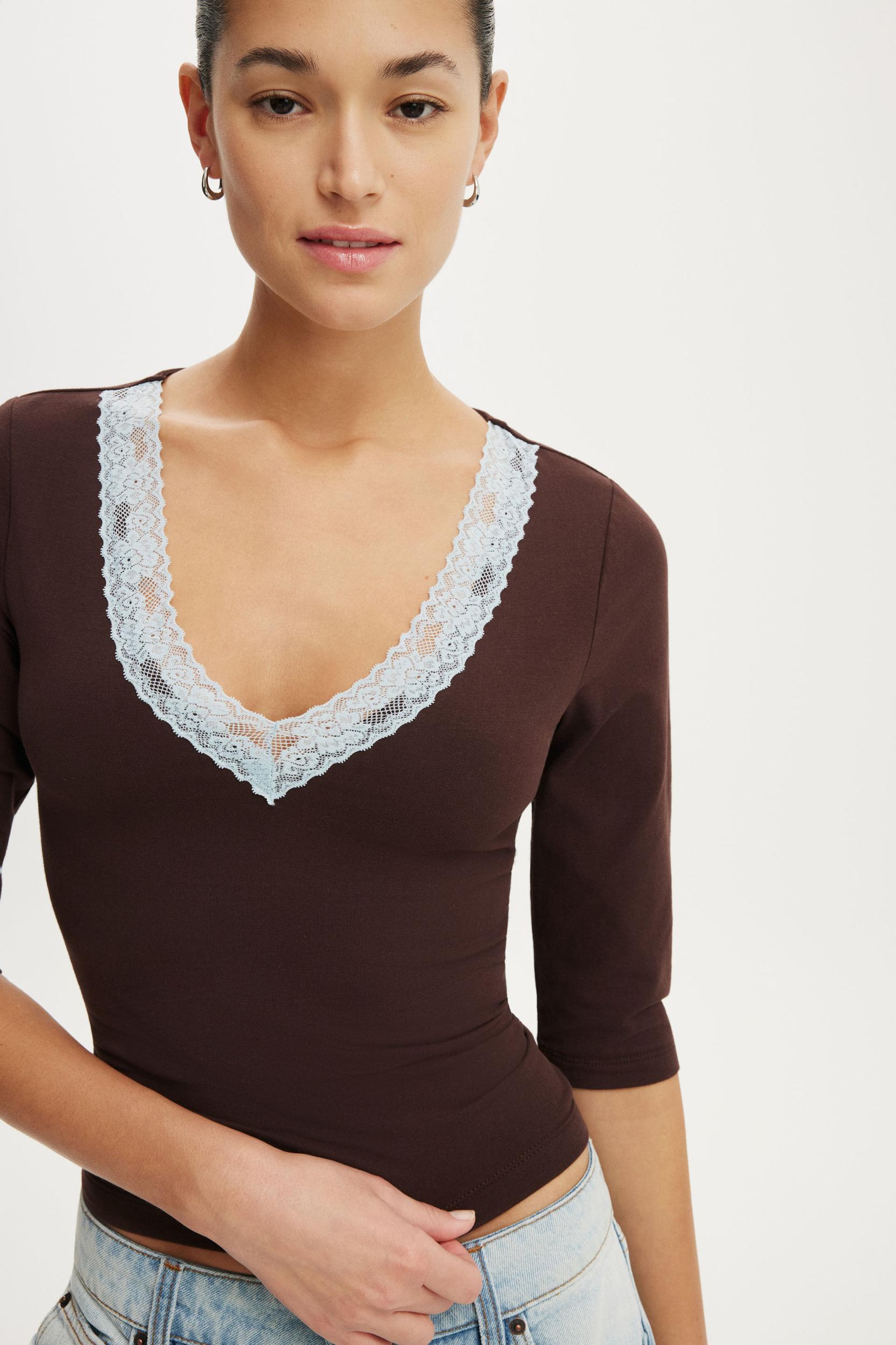 Eva Lace 3/4 Top Product Image