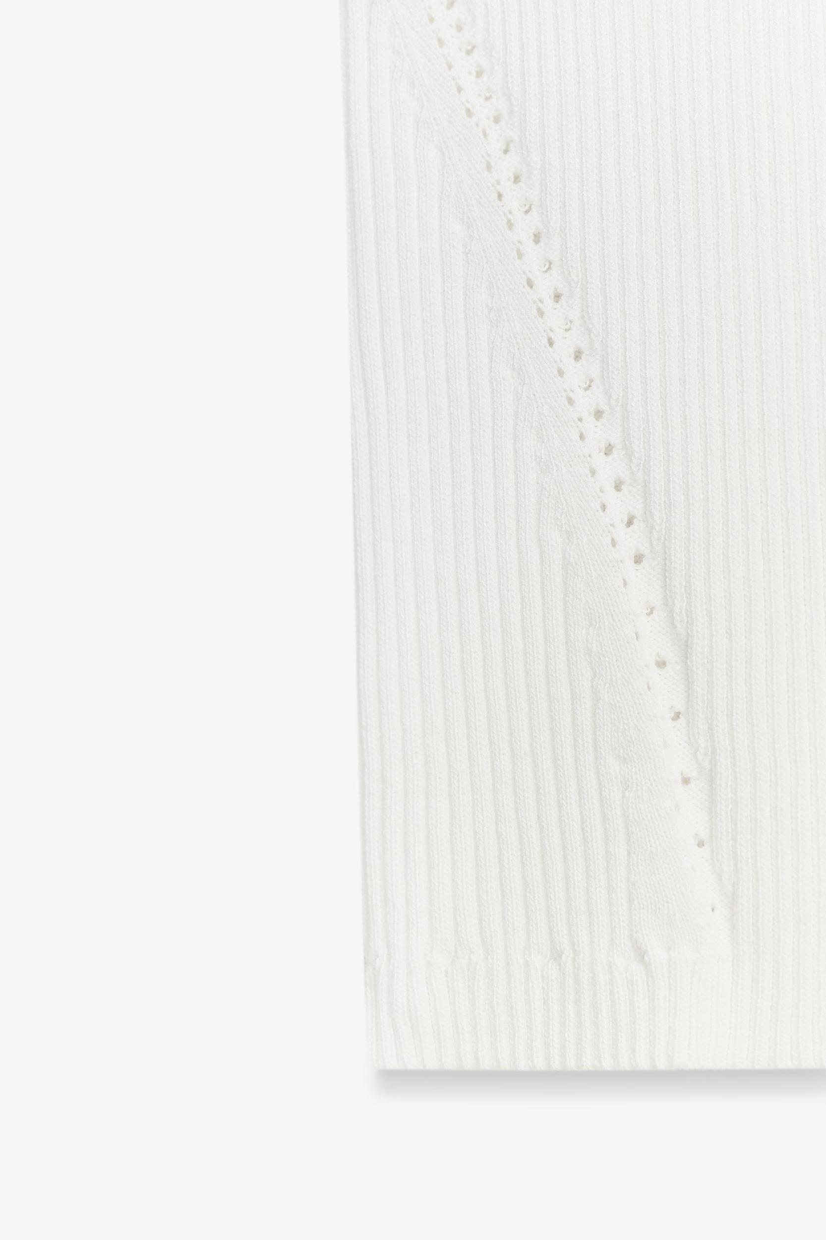 FITTED KNIT TOP Product Image