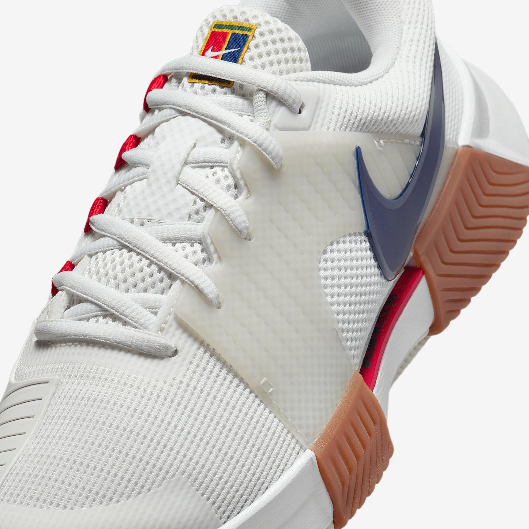 Nike Women's Zoom GP Challenge 1 Hard Court Tennis Shoes Product Image