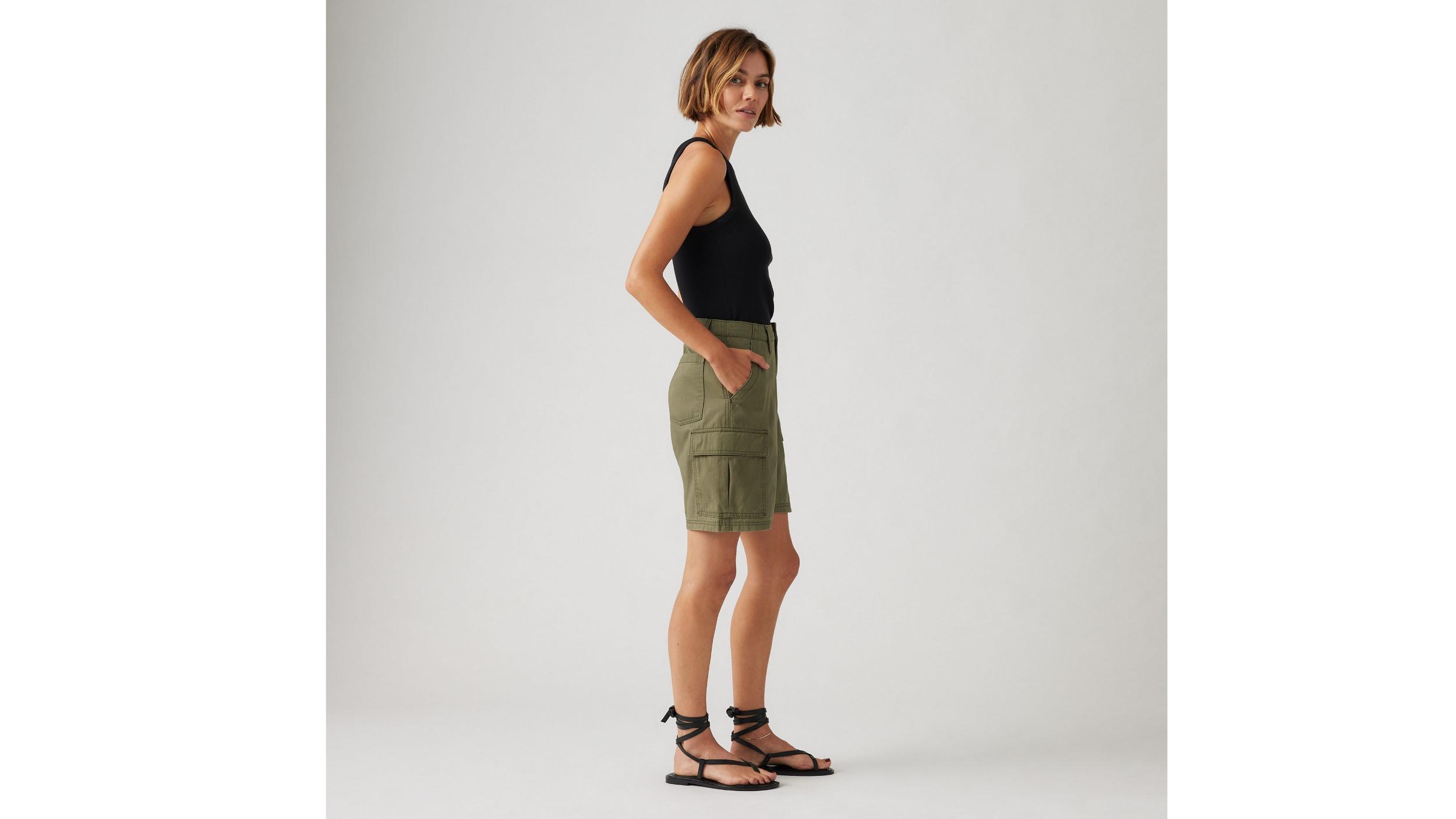 Baggy Cargo Women's Shorts Product Image