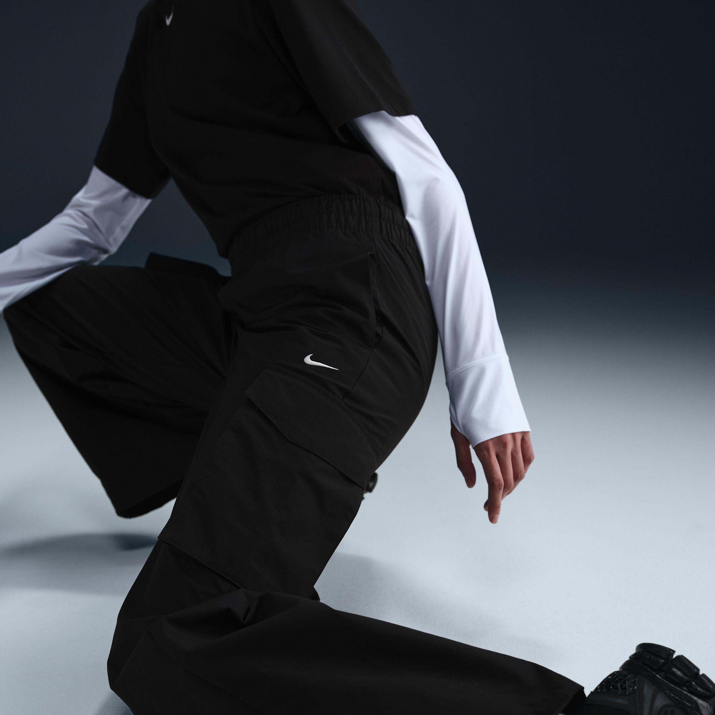 Womens Nike Sportswear Everything Wovens Mid-Rise Cargo Pants | HM6976-010 Product Image