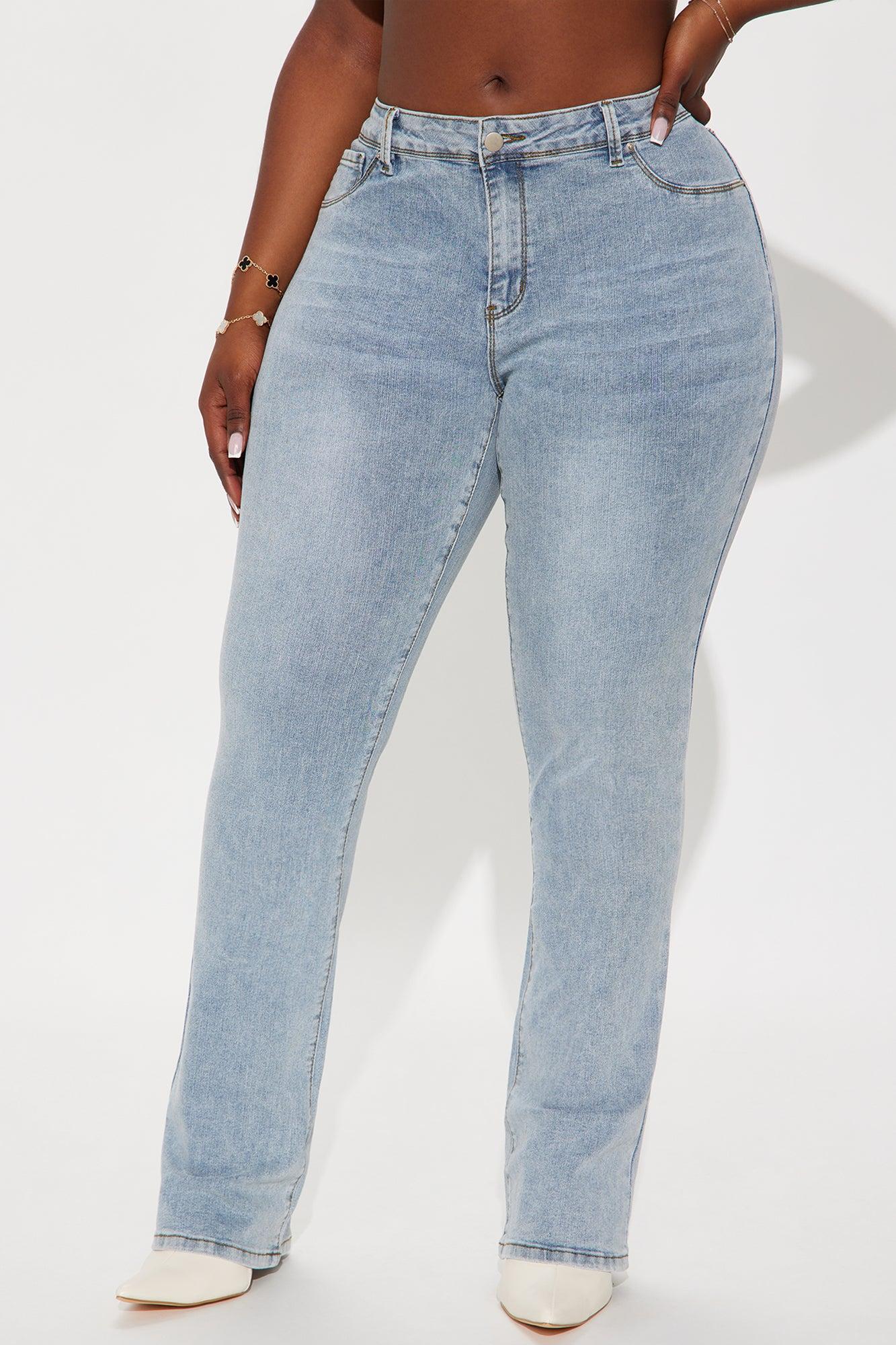 Getting The Boot Mid Rise Jeans - Light Wash Product Image