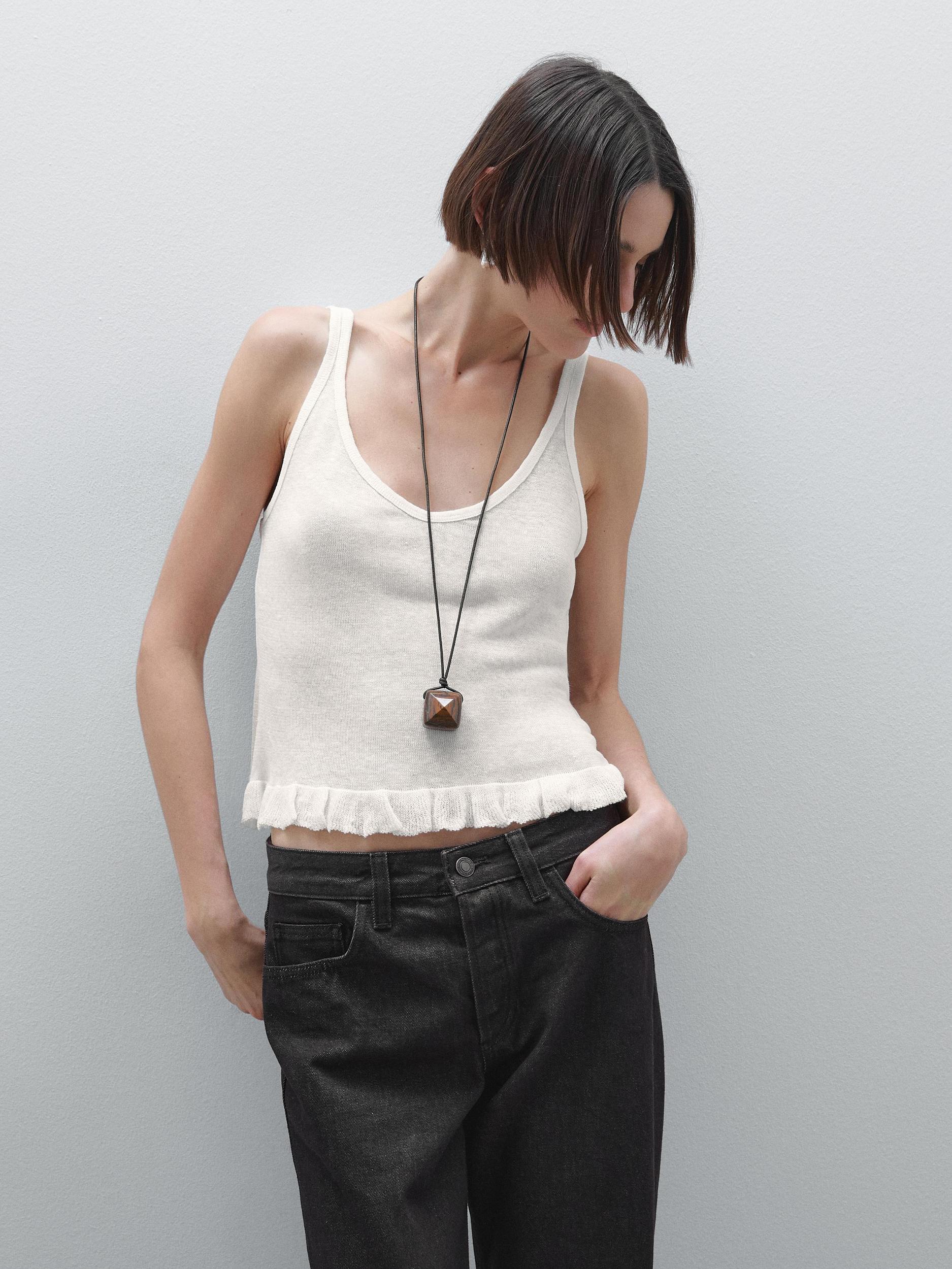 100% linen top with ruffled hem Product Image