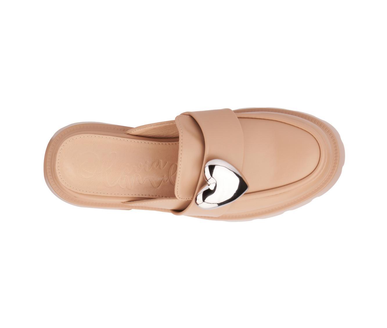 Women's Olivia Miller Heart Lugged Clogs Product Image
