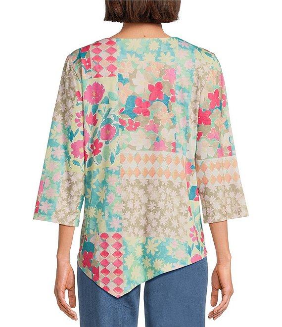 Allison Daley Petite Size Floral 3/4 Sleeve Keyhole Neck Asymmetric Hem Knit Top Product Image