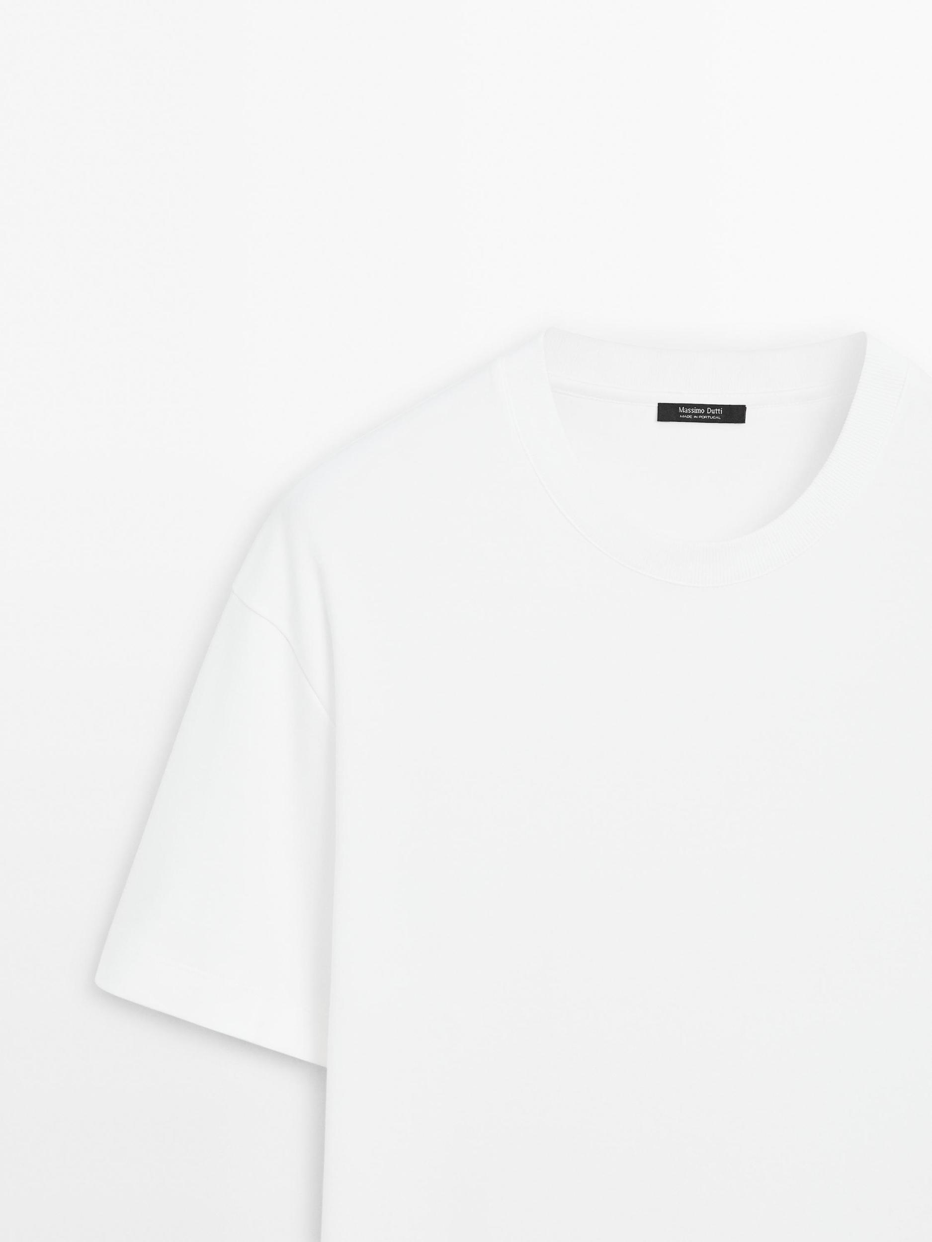 T-shirt medium weight 100% cotton Product Image