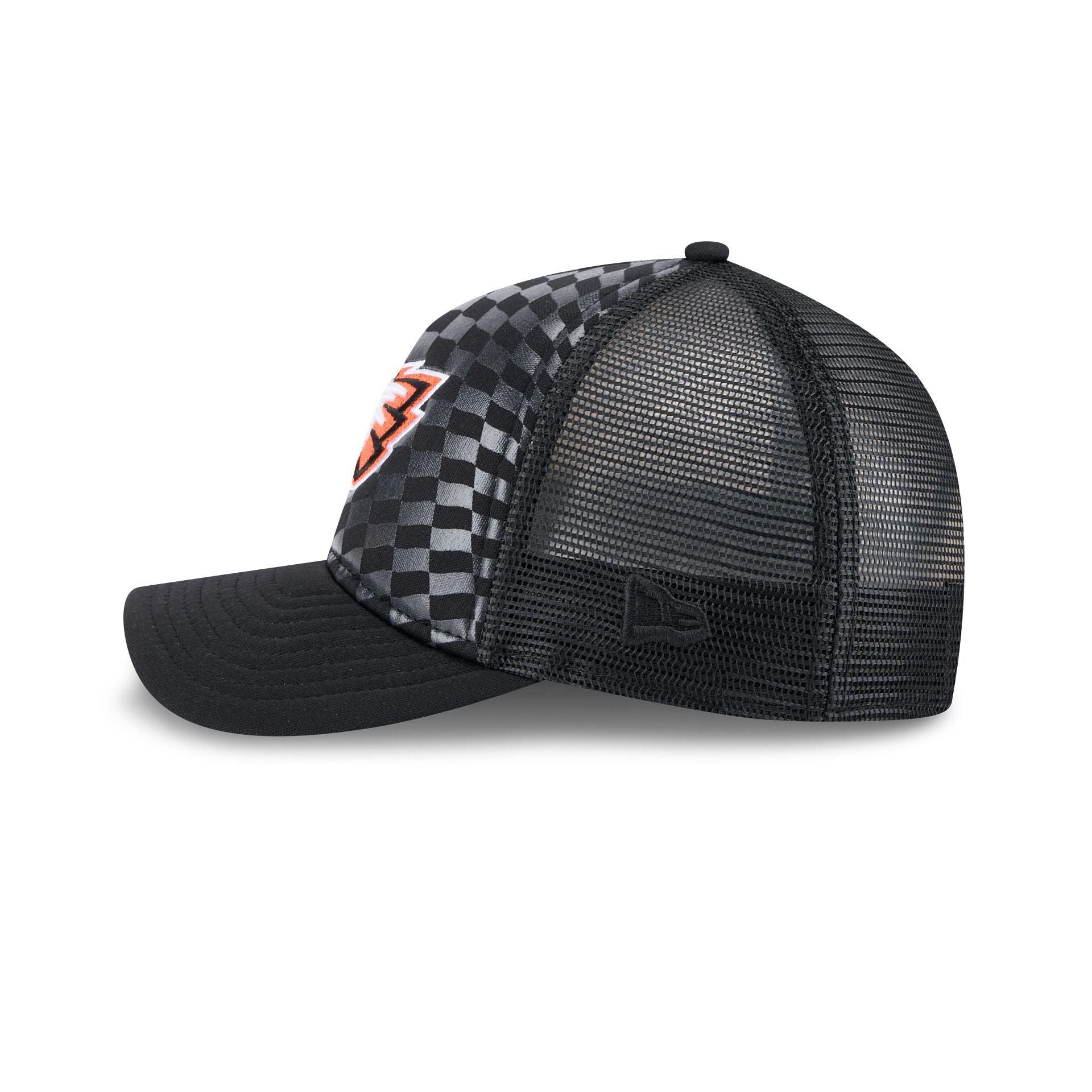 Philadelphia Eagles Gradient Raceway 9FORTY M-Crown A-Frame Trucker Hat Male Product Image