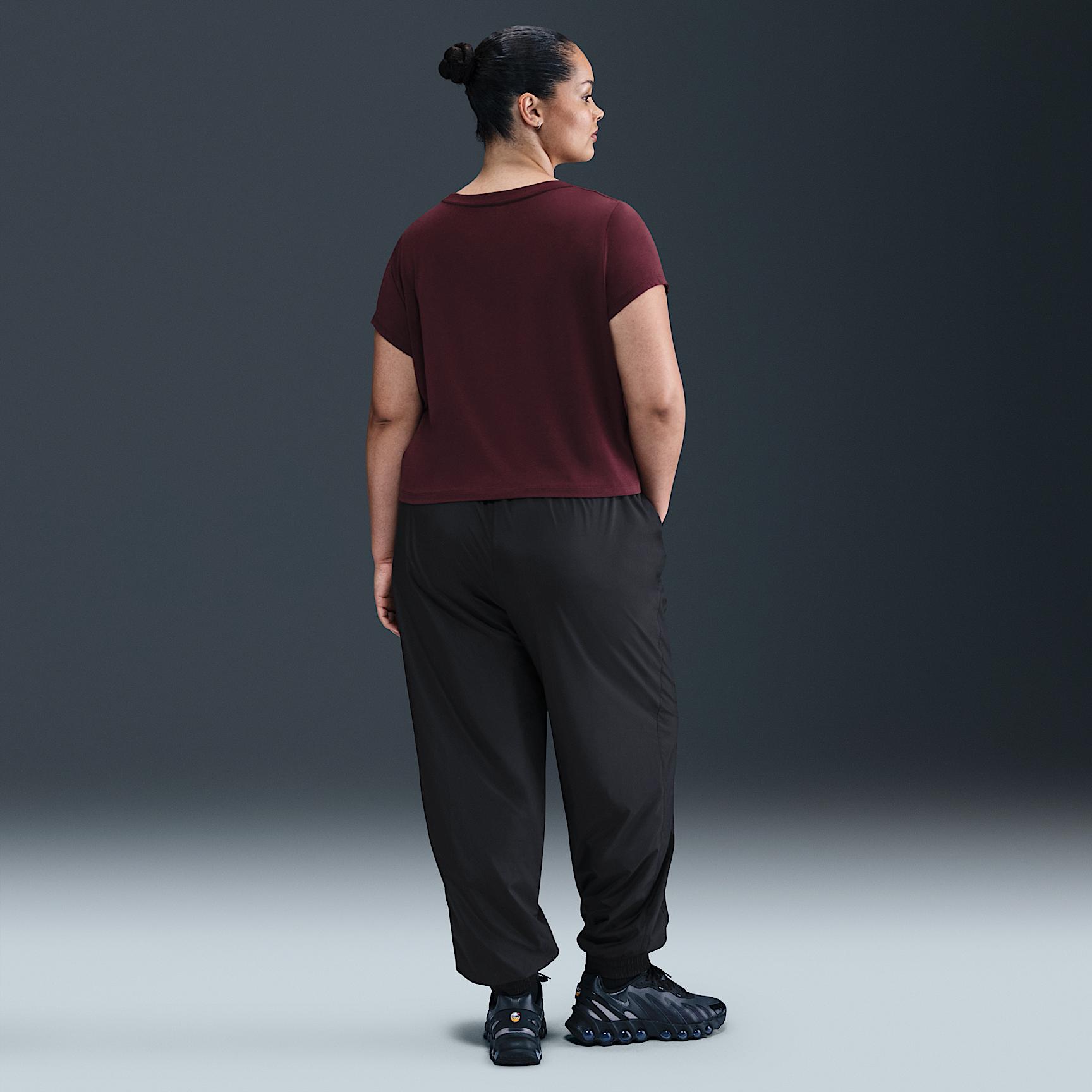 Women's Nike Sportswear Classic Wovens UV Protection Mid-Rise Loose Jogger Pants (Plus Size) Product Image