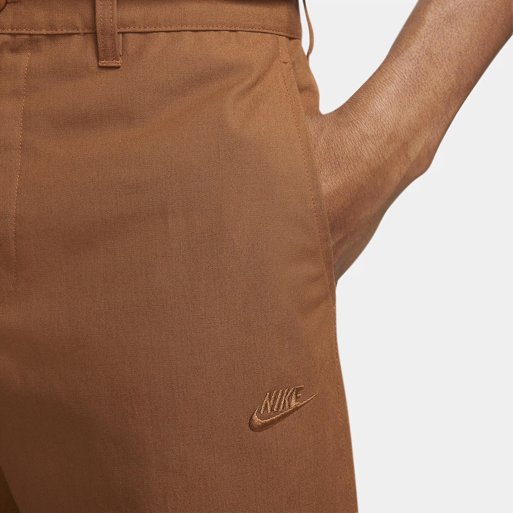 Nike Men's Club Chino Pants Product Image