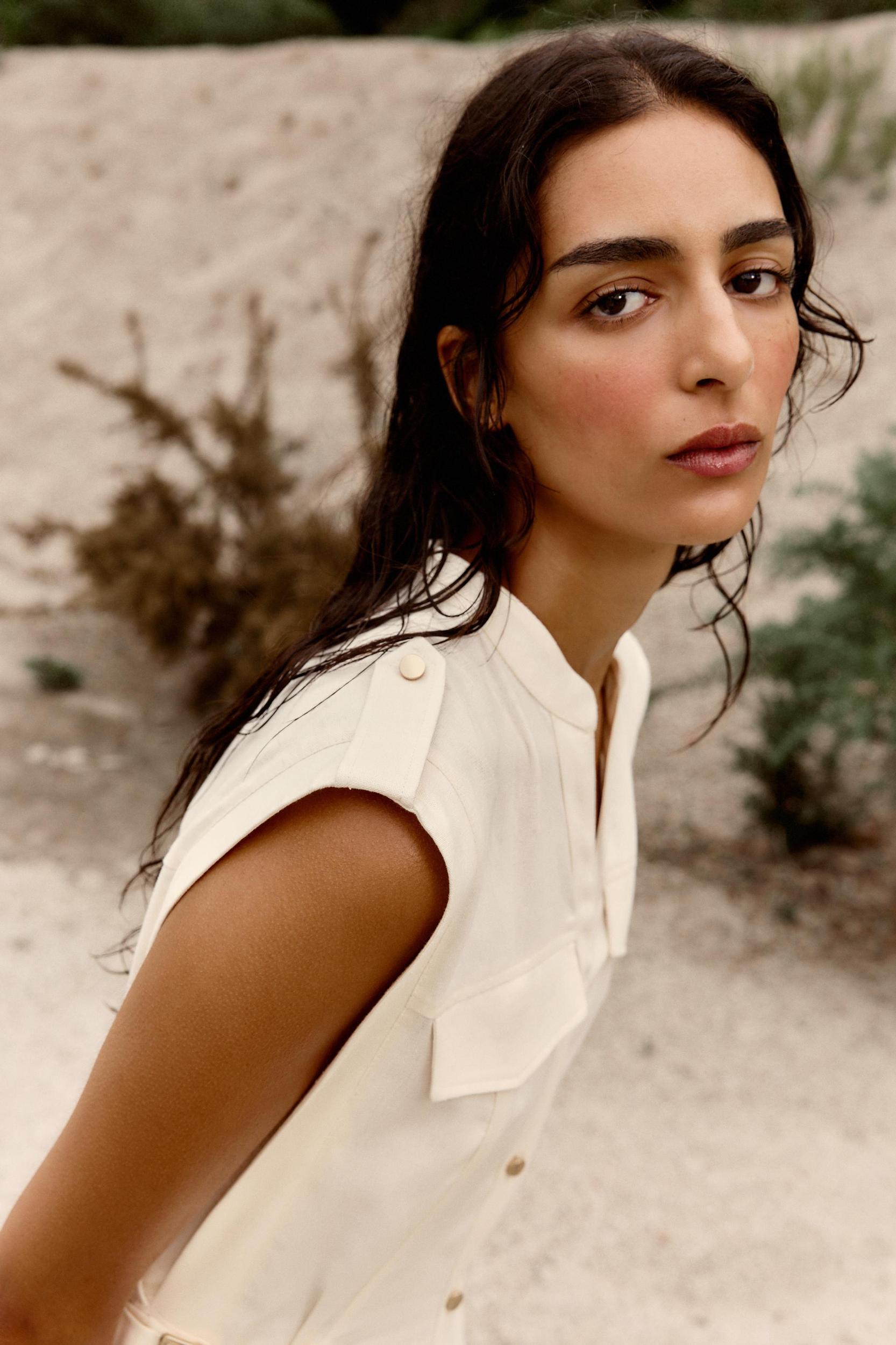 LINEN MIDI DRESS WITH BELT LOOPS Product Image