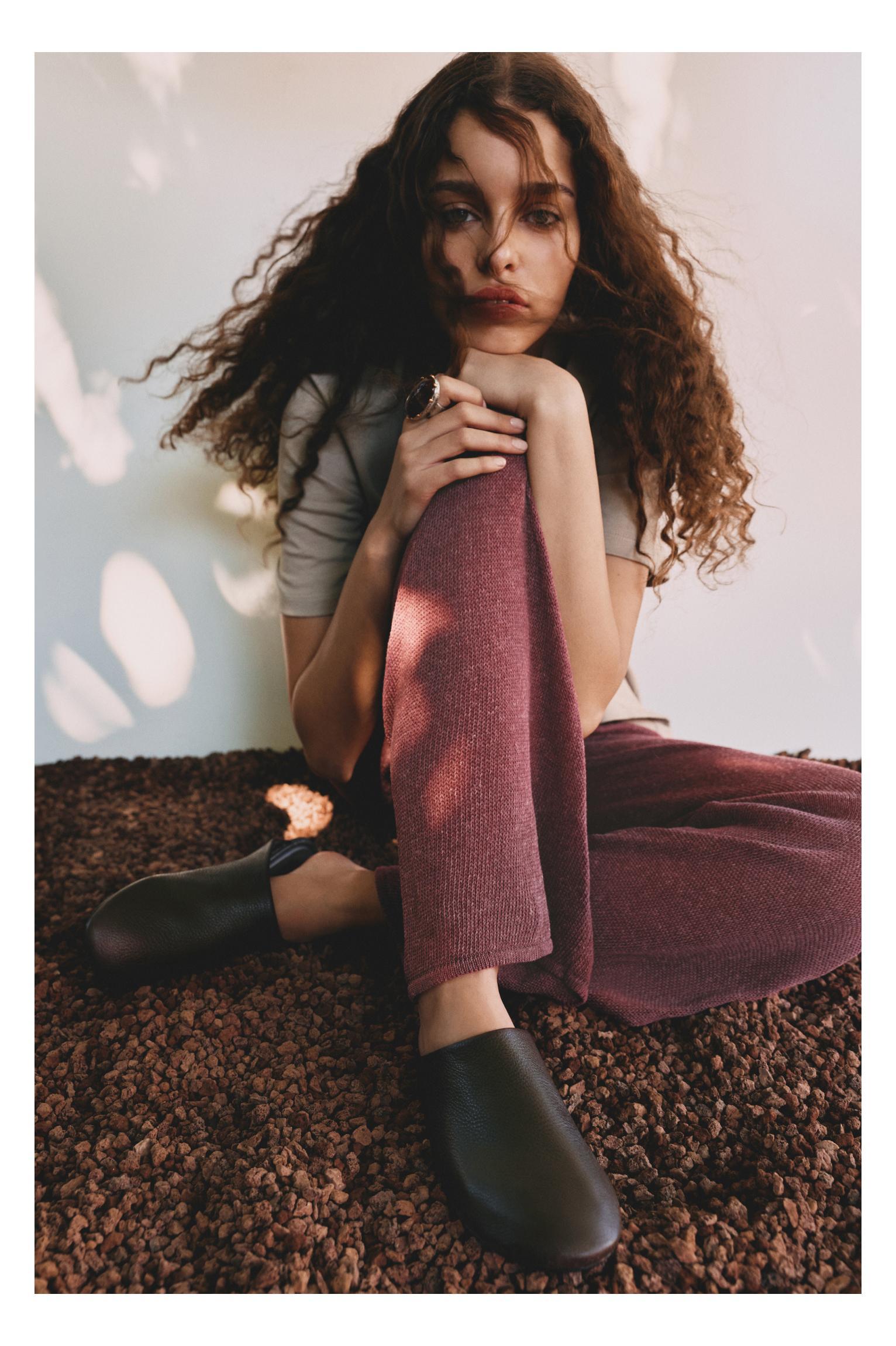 Flat leather mules Product Image