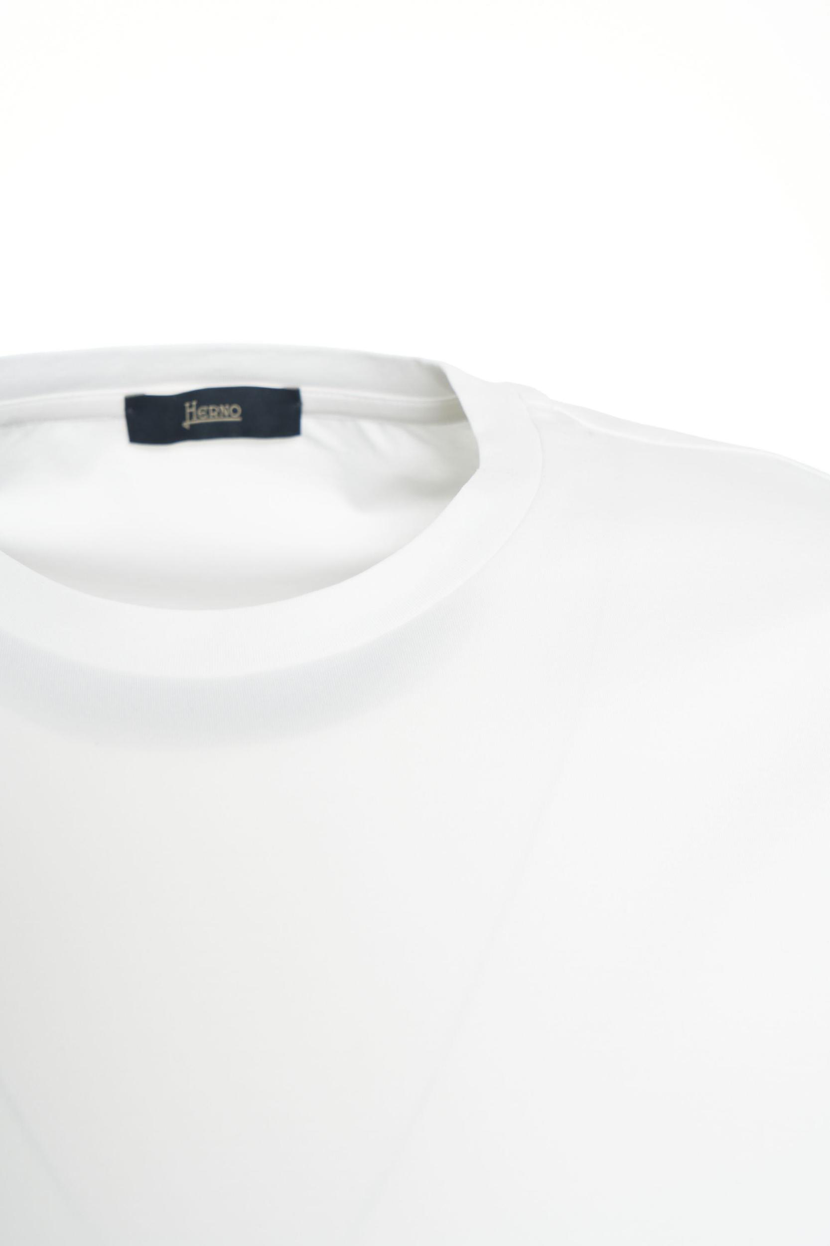 Cotton stretch t-shirt Product Image