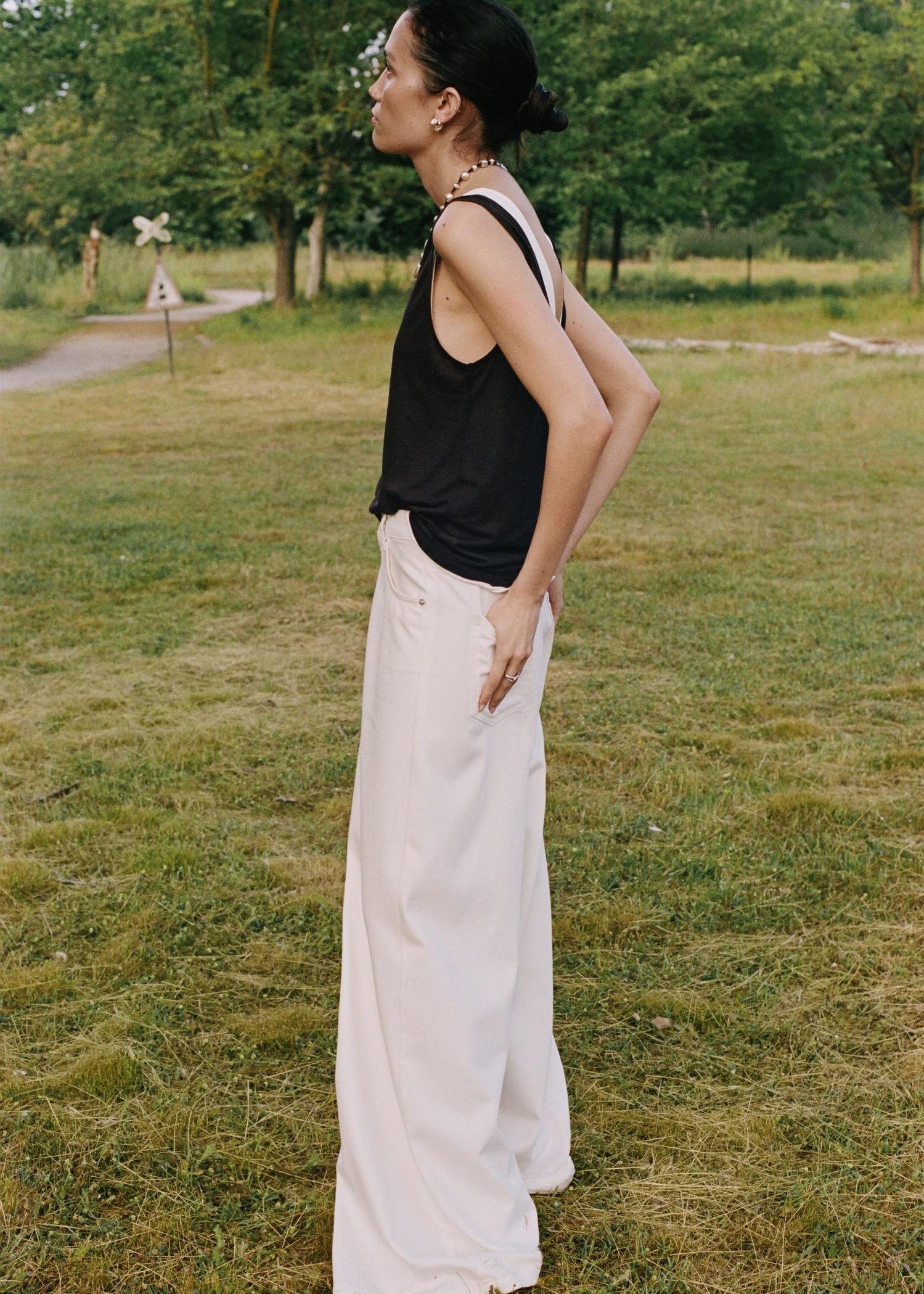 High-rise wideleg jeans - Women | MANGO USA Product Image