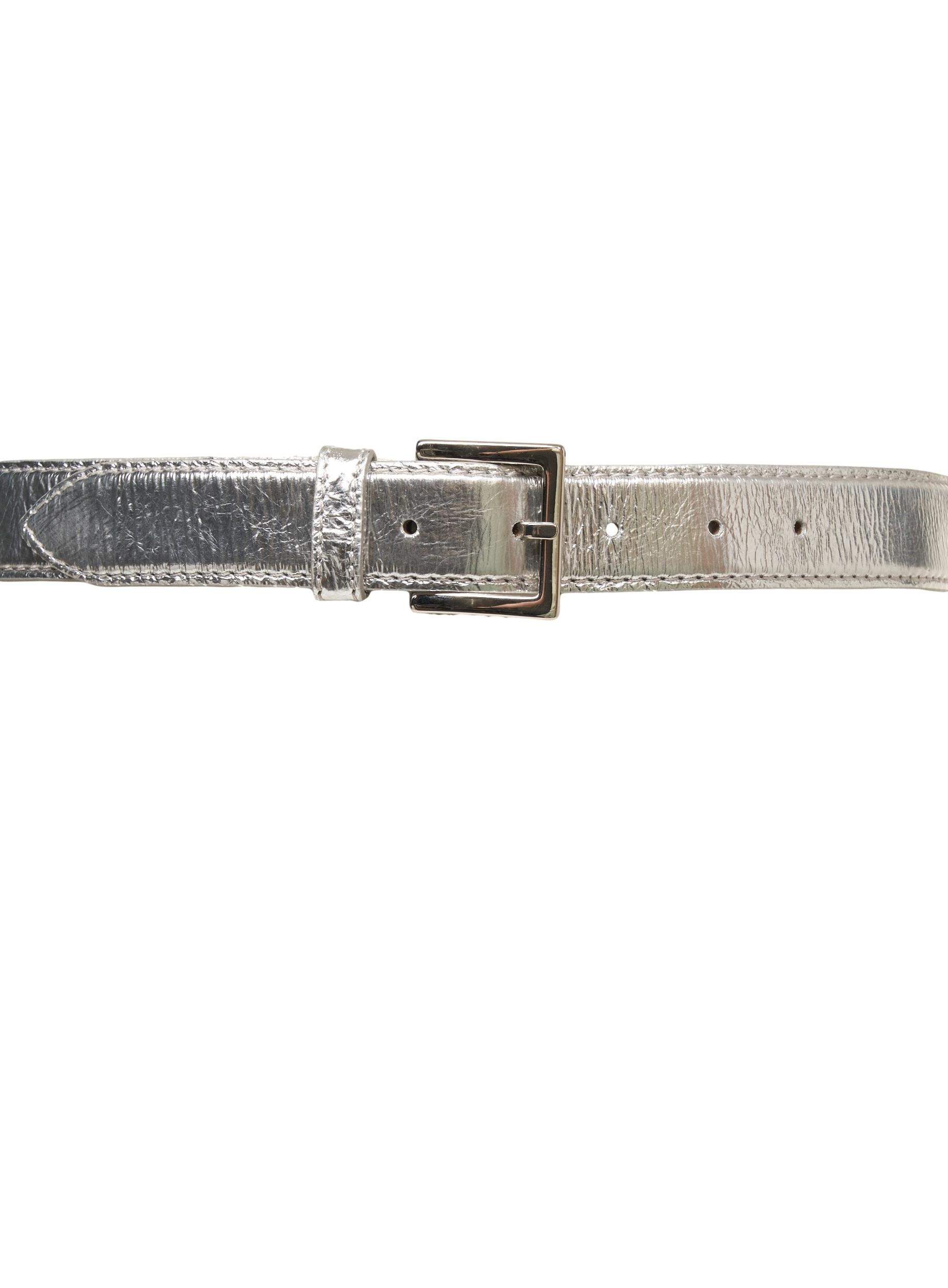 Leather belt in metallic-look Product Image