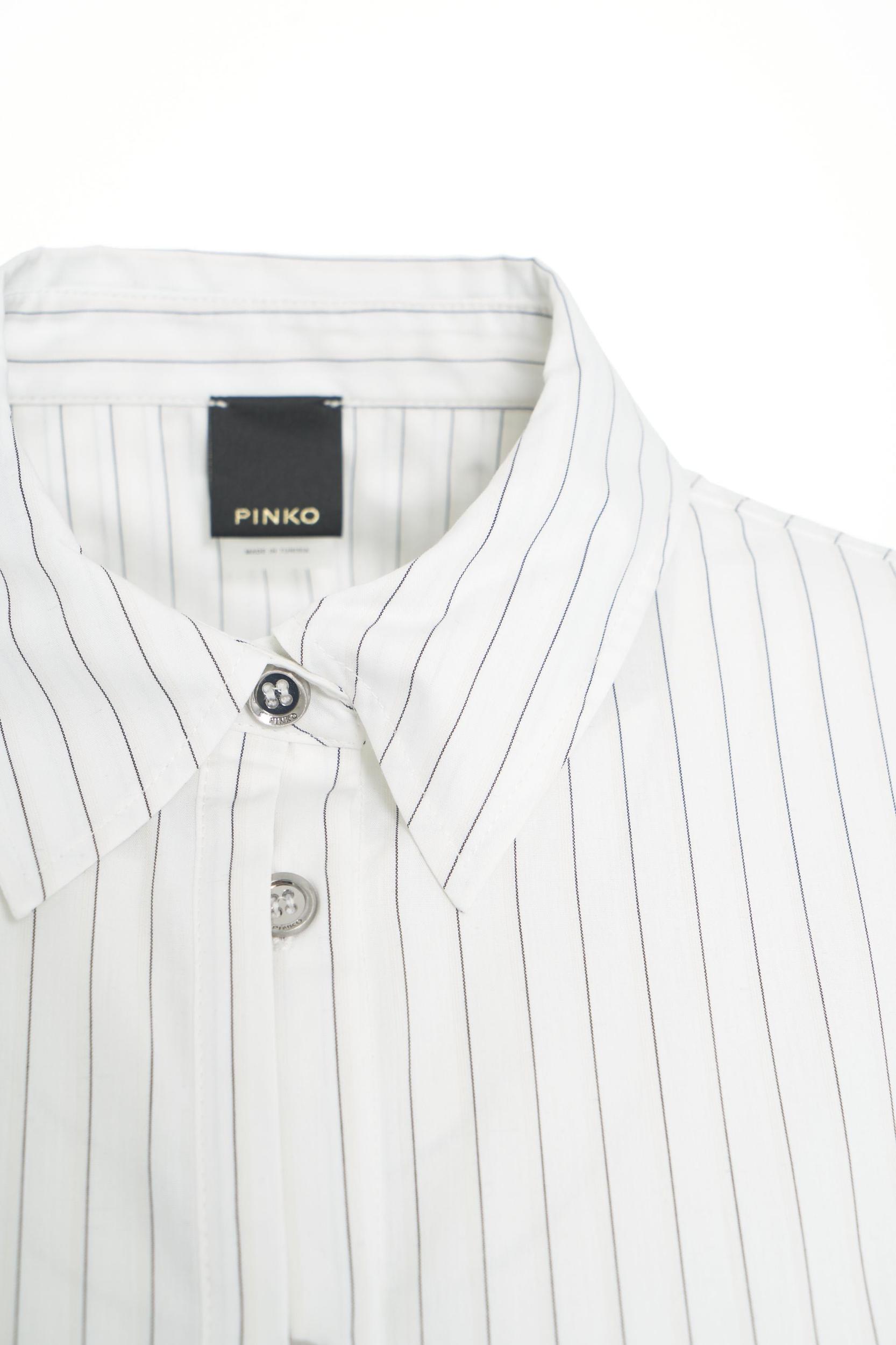 Striped bowning shirt Product Image