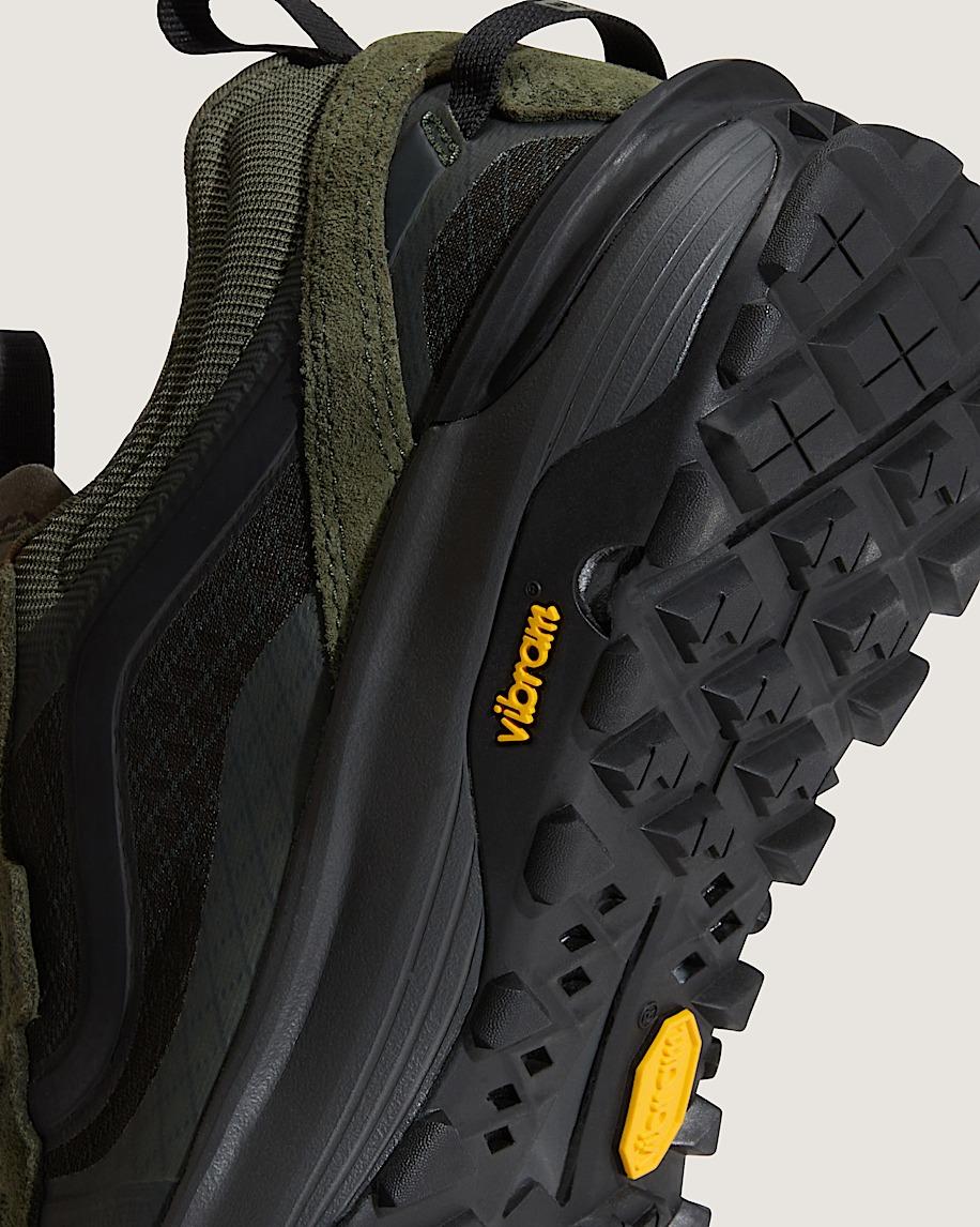 Crosspath XC Shoe in Dark Green| Vans US Product Image