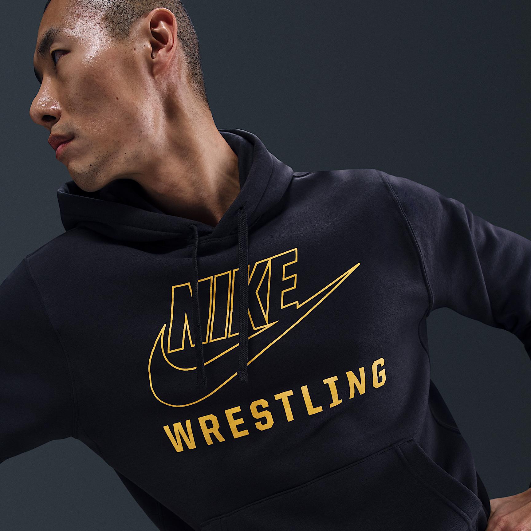 Nike Men's Wrestling Pullover Hoodie Product Image