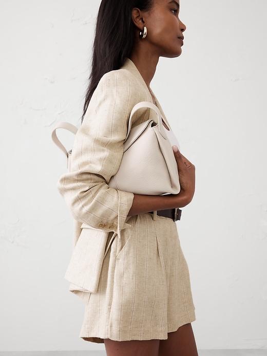 Linen-Blend Pleated Short Product Image