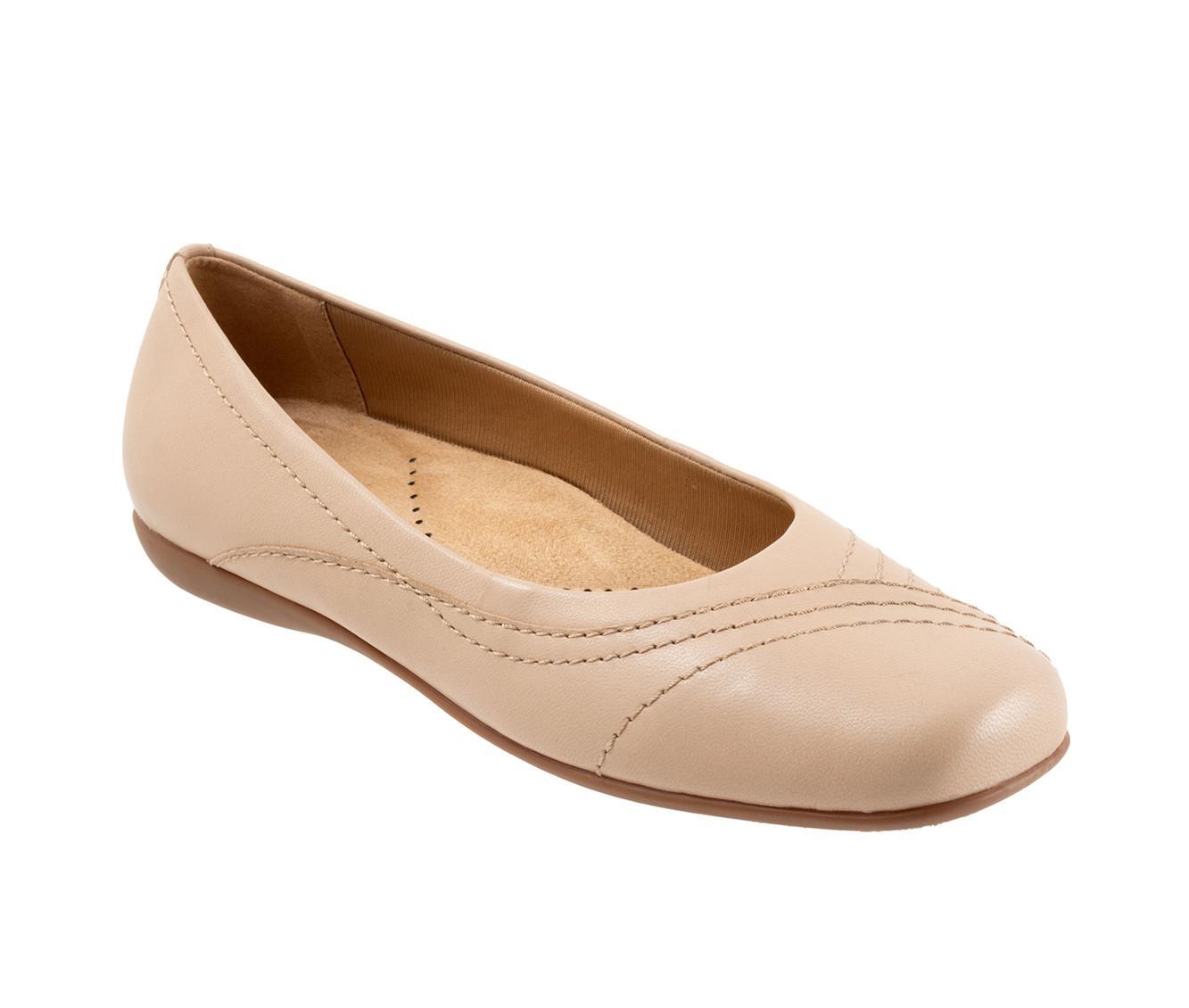 Women's Trotters Sasha Flats Product Image