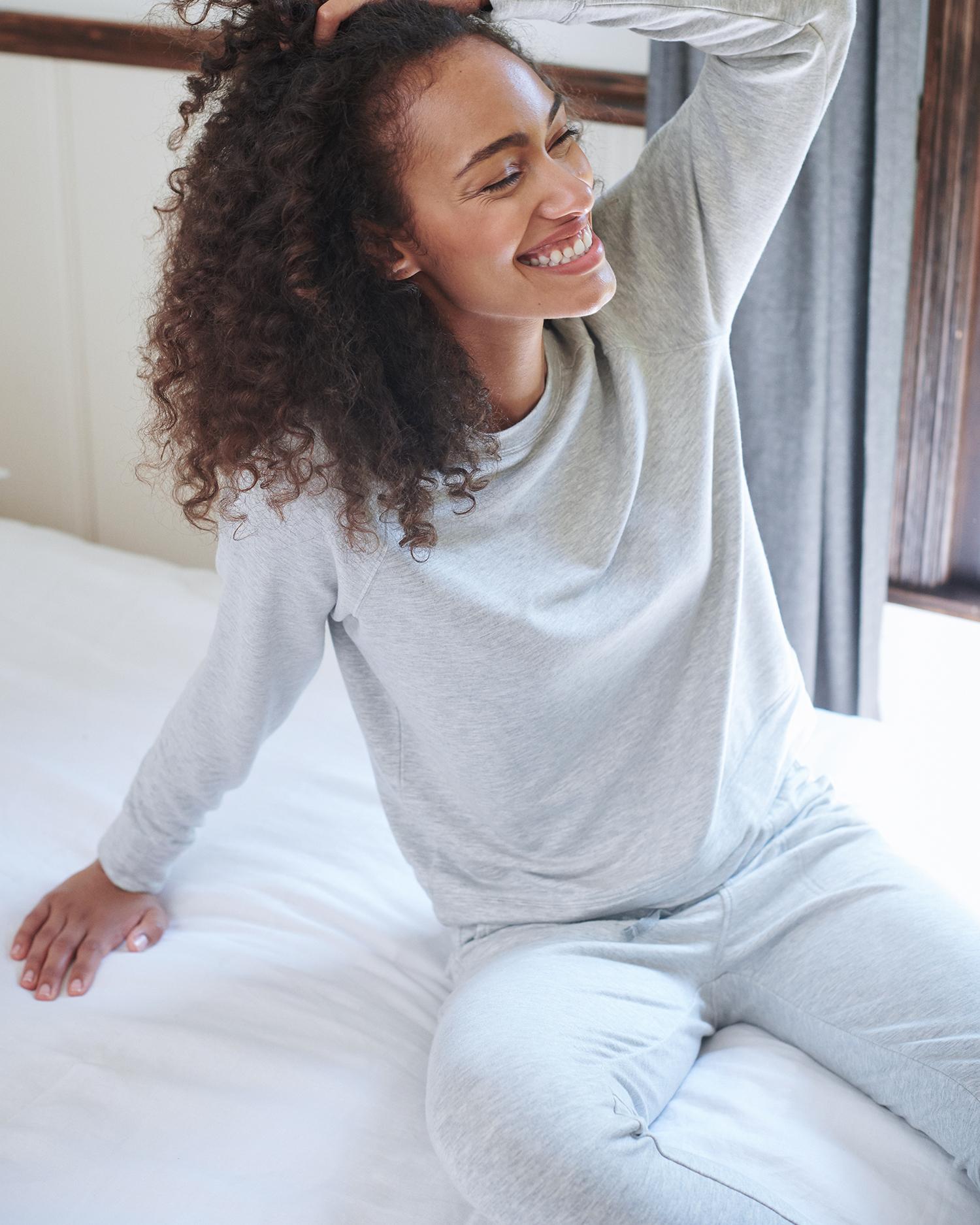 Quince | Women's SuperSoft Fleece Crew Sweatshirt Lenzing Modal Product Image