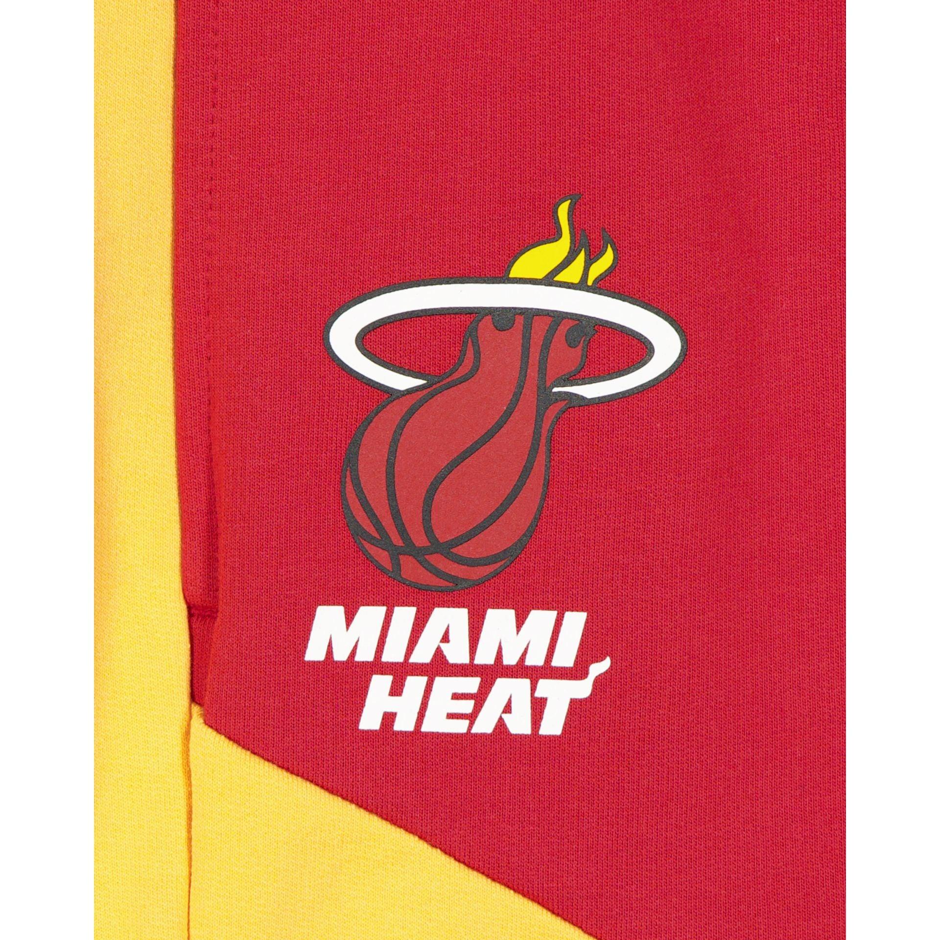 Miami Heat Red Oversized Panel Shorts Male Product Image