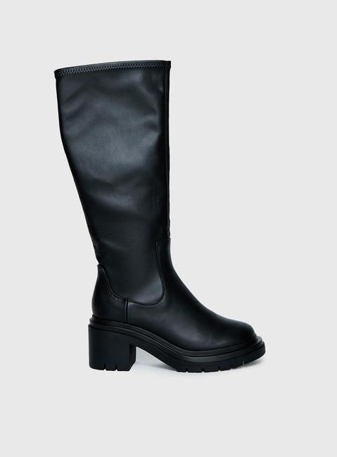 Hardy Boots Black Product Image